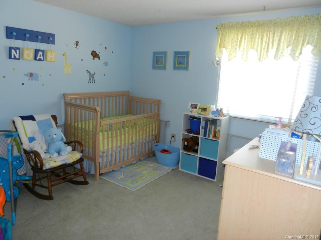 Twelve Oaks - Residential