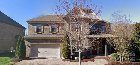 5633 Open Book Lane Charlotte NC 28270