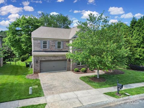 5633 Open Book Lane Charlotte NC 28270