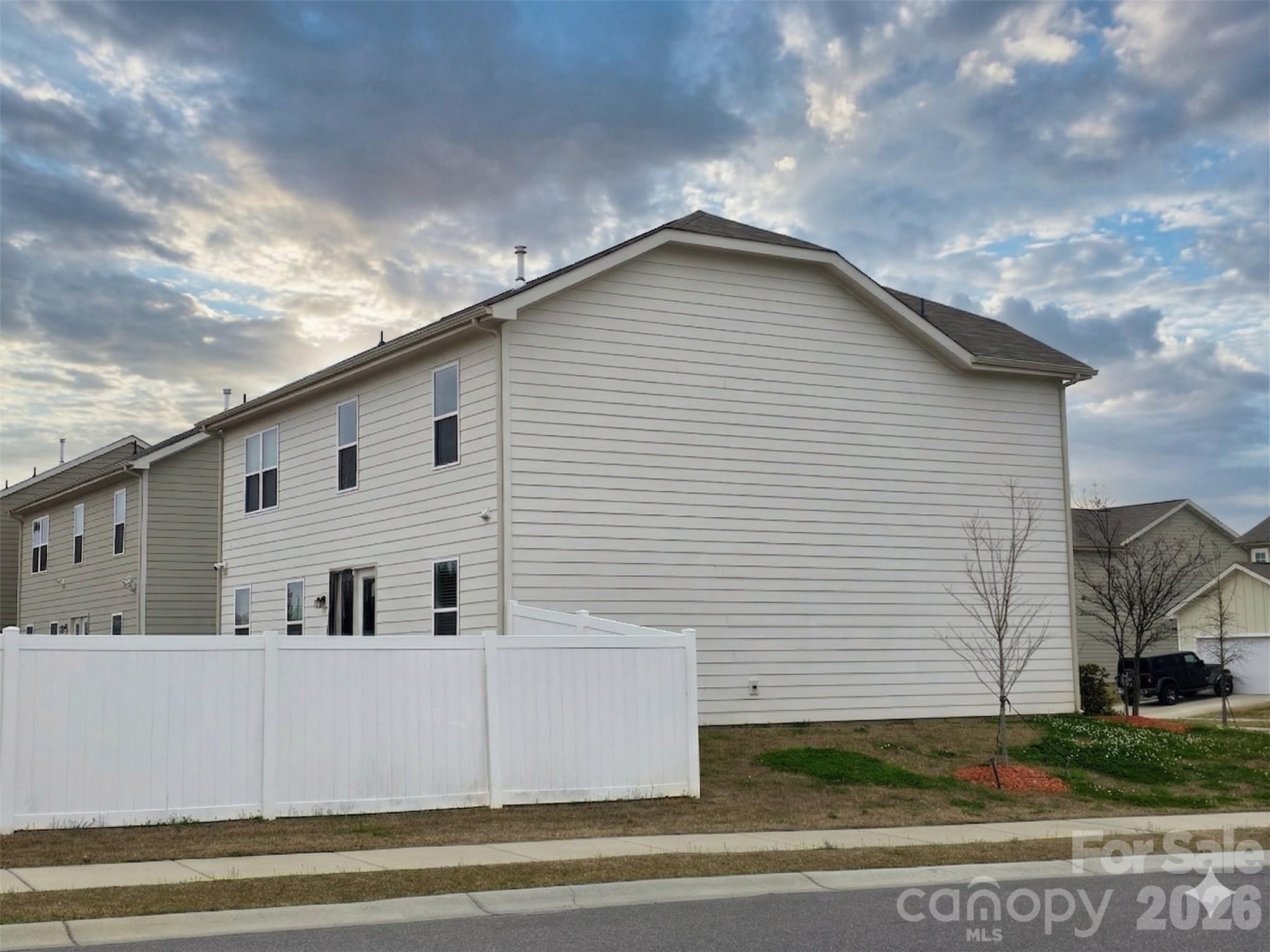 Weddington Pointe - Residential