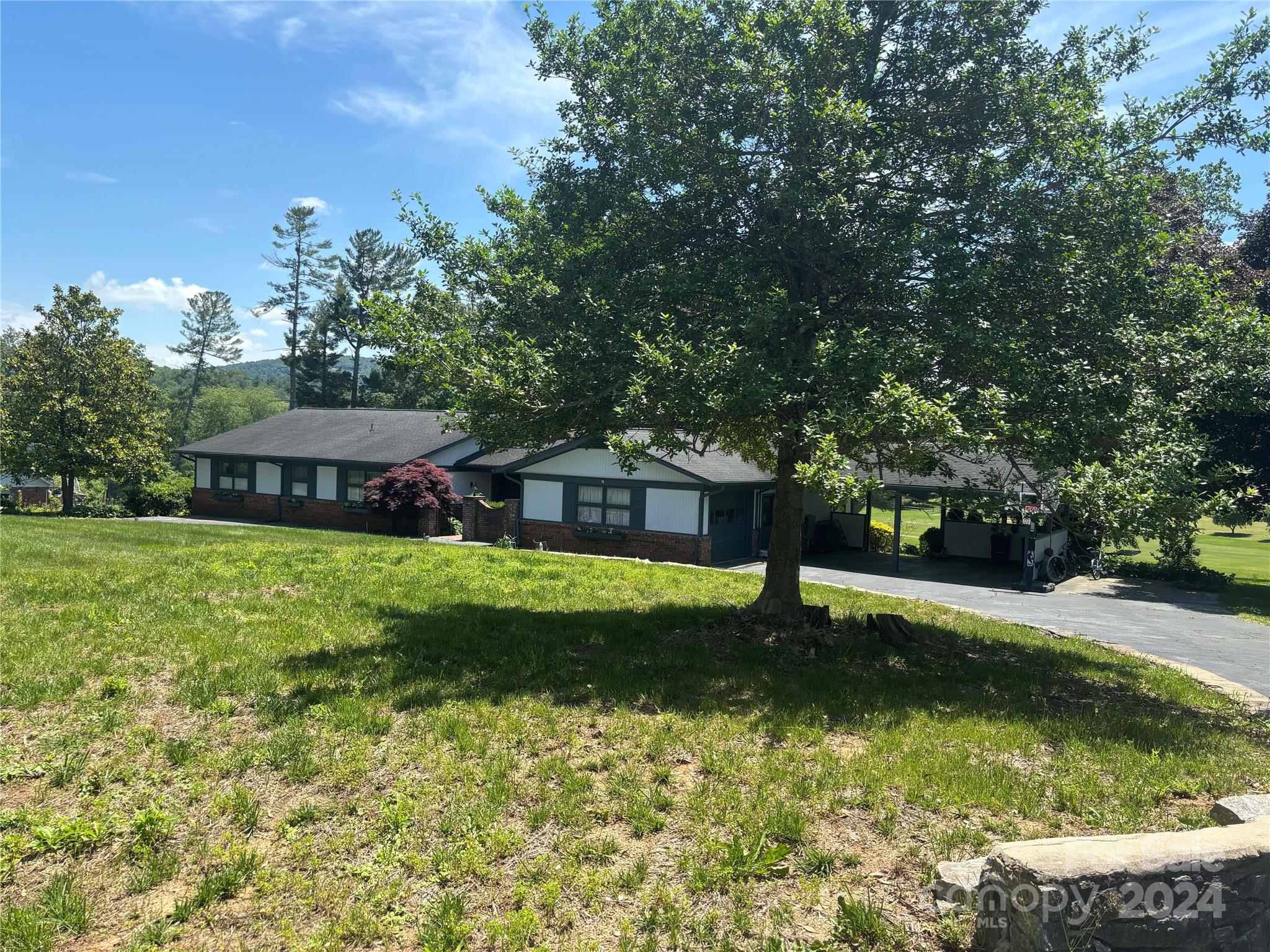 Crooked Creek - Residential