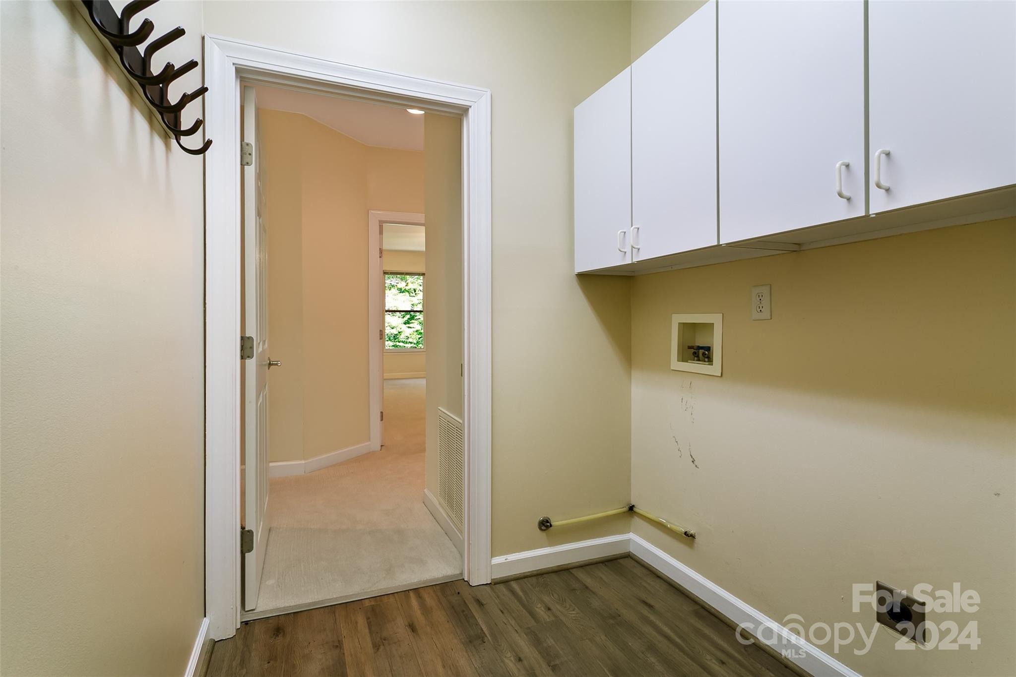 Straus Park - Residential