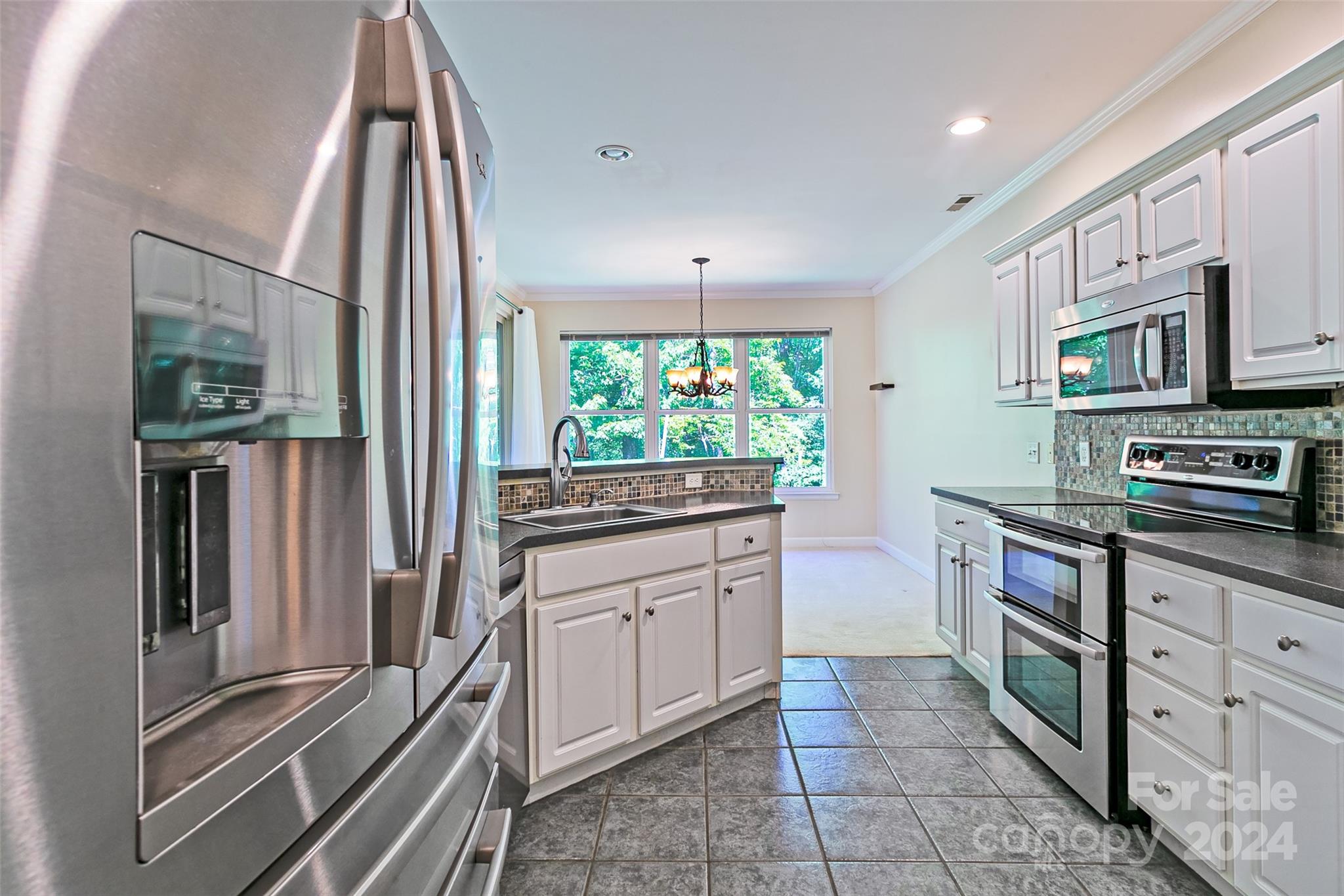 Straus Park - Residential