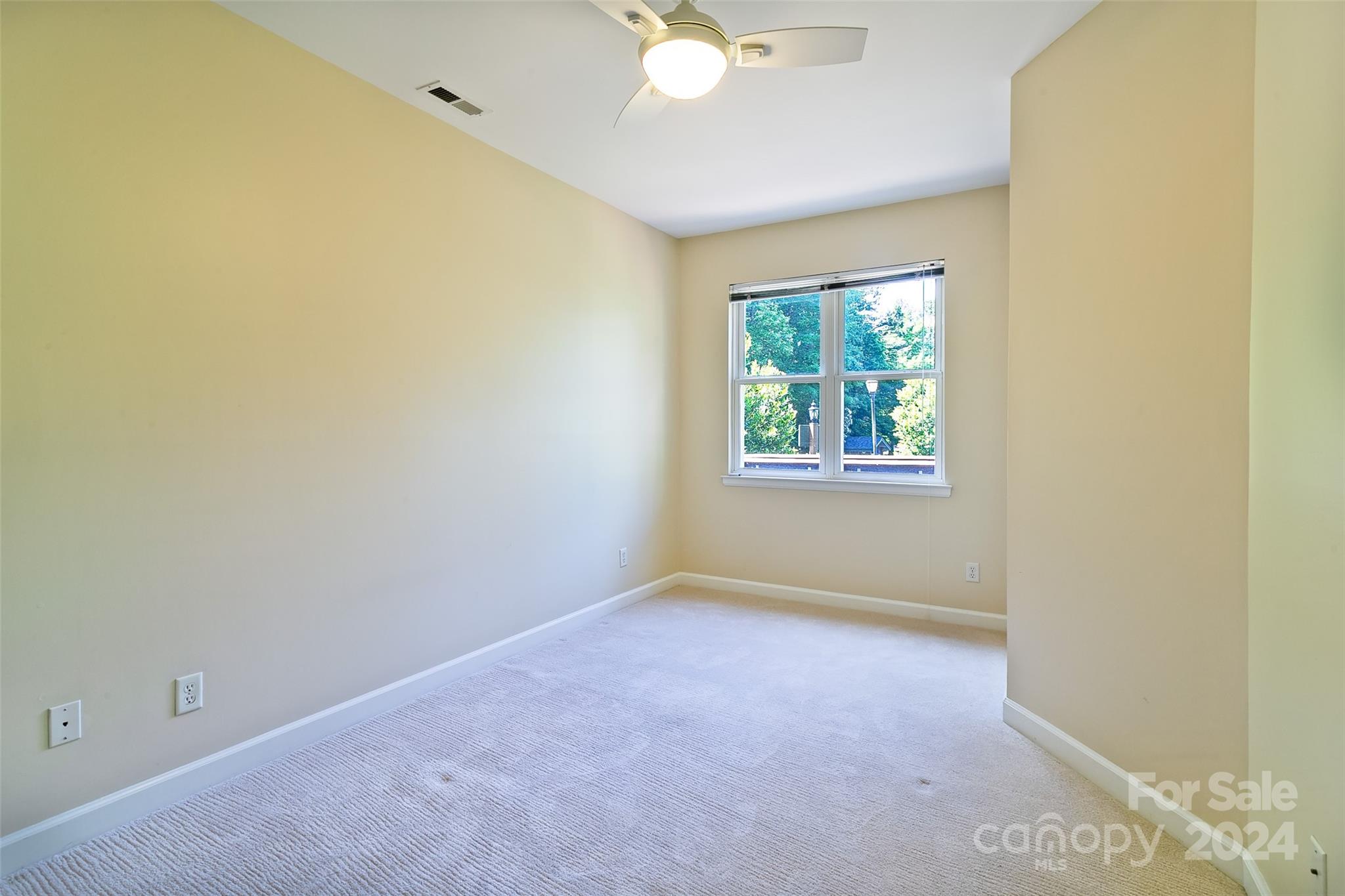 Straus Park - Residential