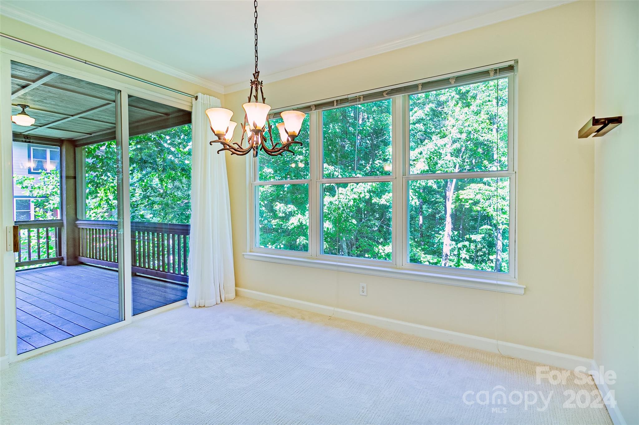 Straus Park - Residential