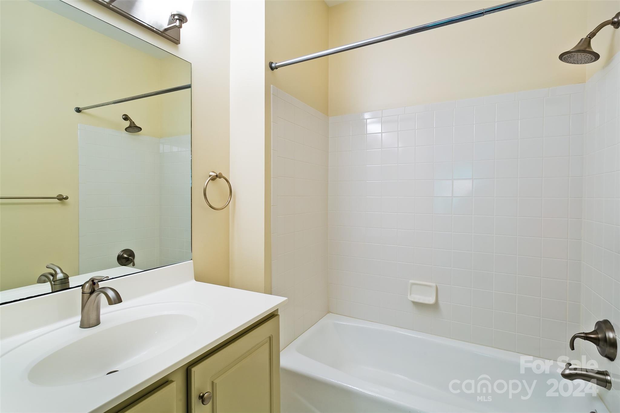 Straus Park - Residential