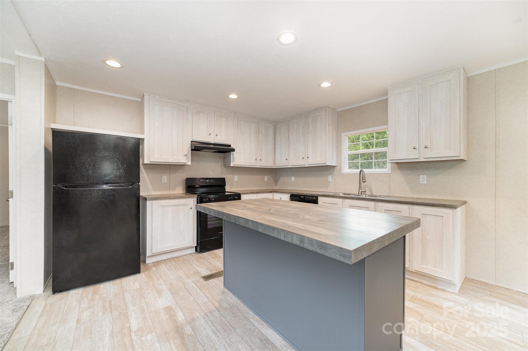 Meadow Woods - Residential