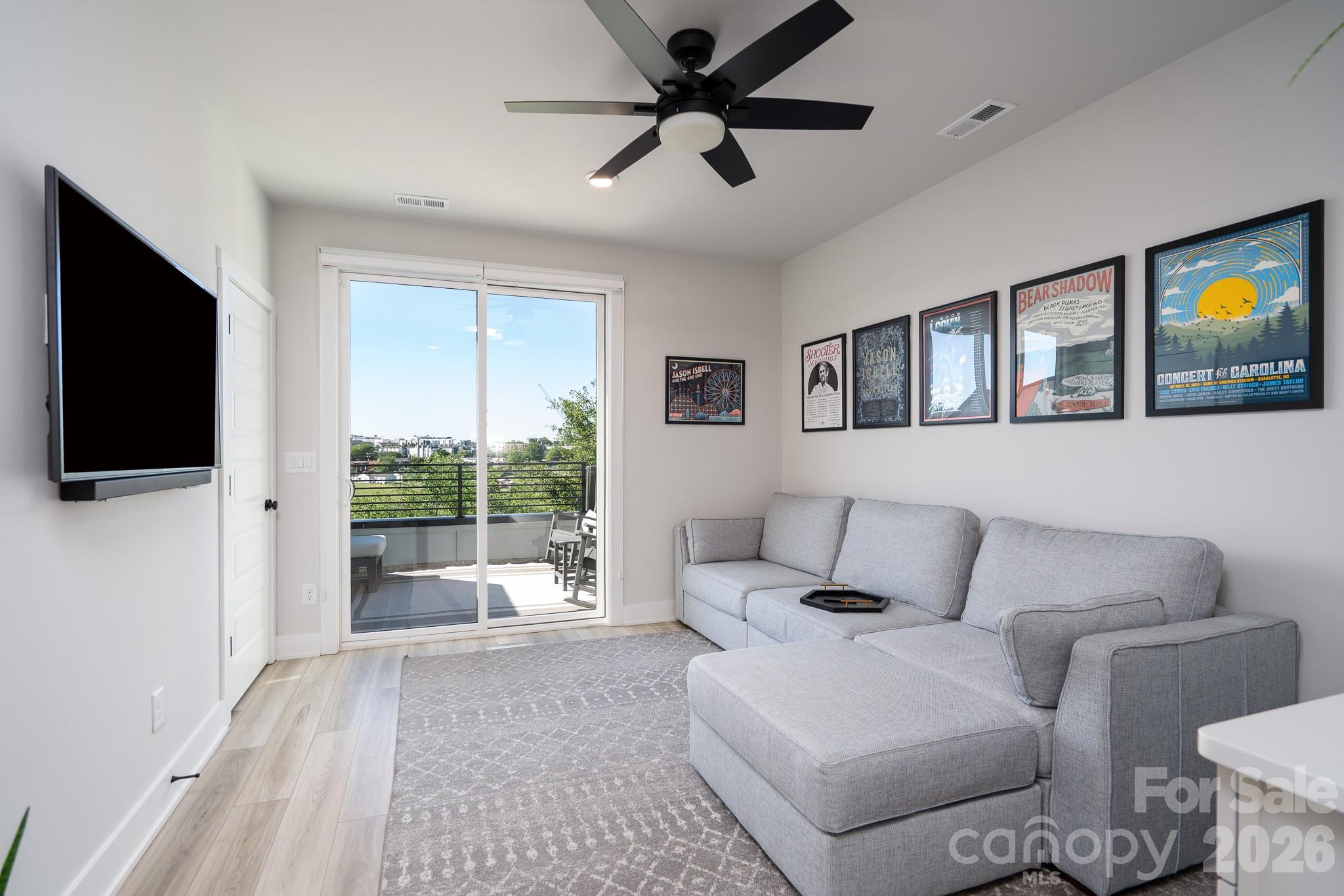 Tremont Station - Residential