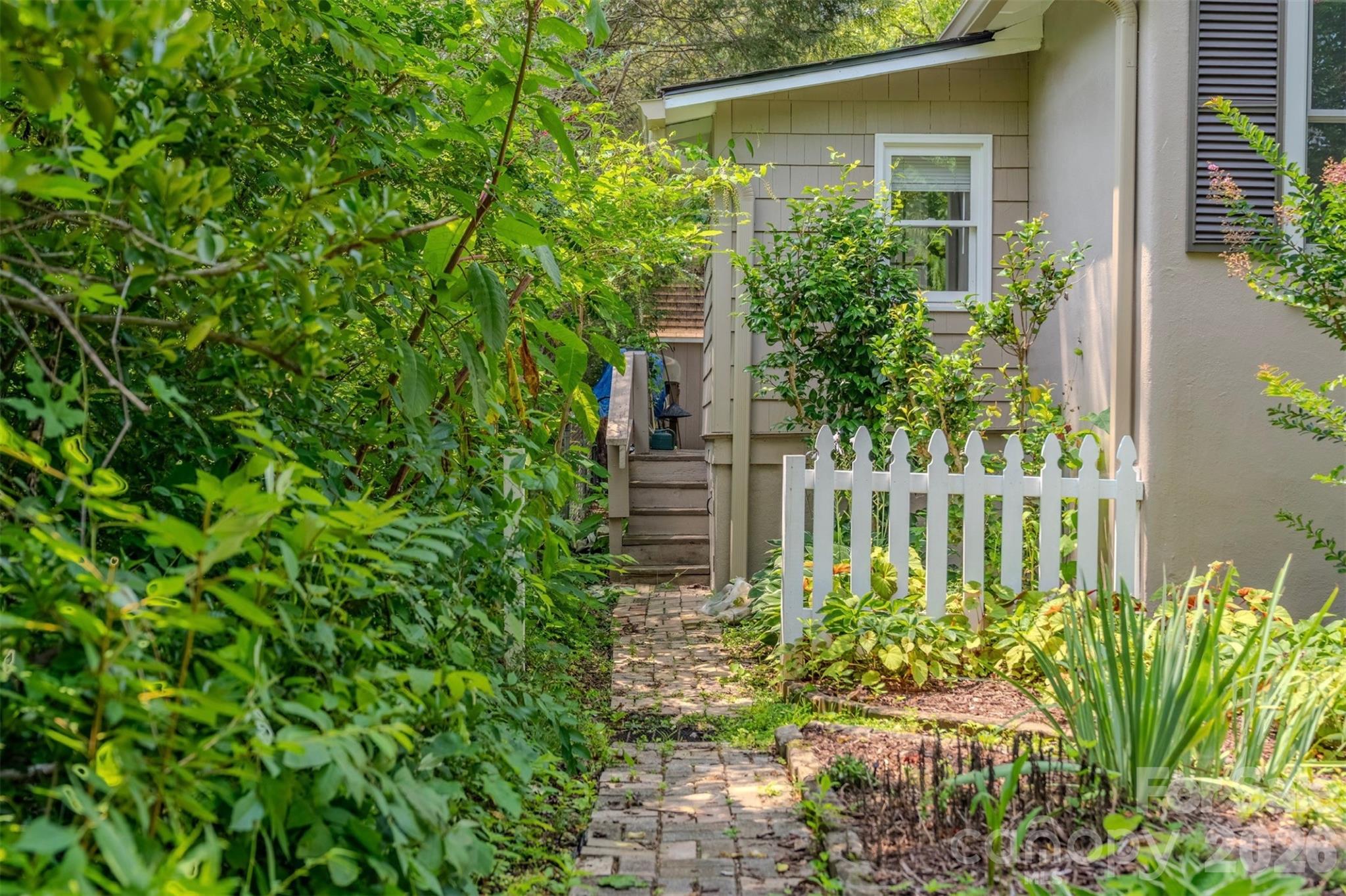 261 Forest Hill Drive