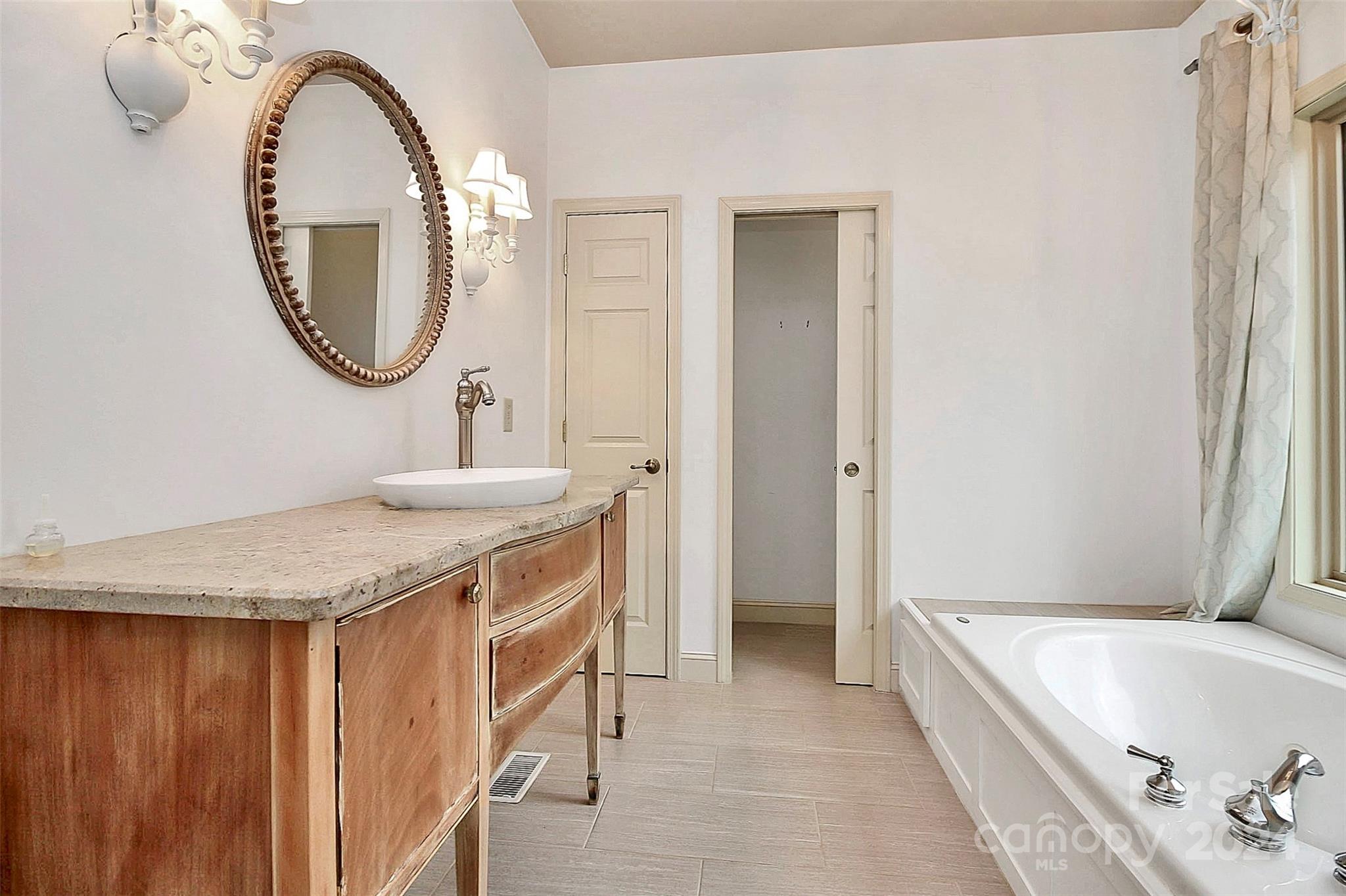 Timberlyne Estates - Residential