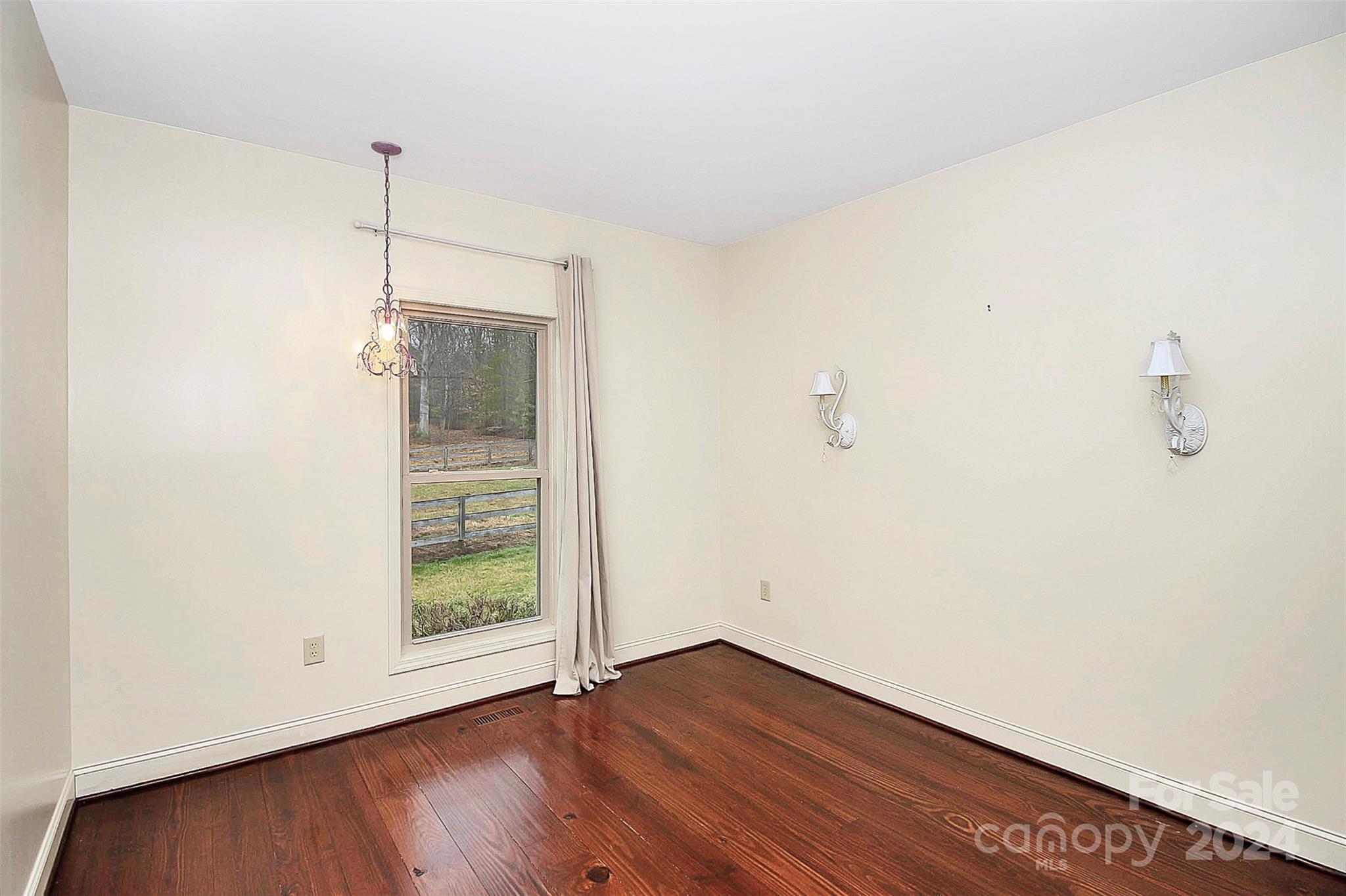 Timberlyne Estates - Residential