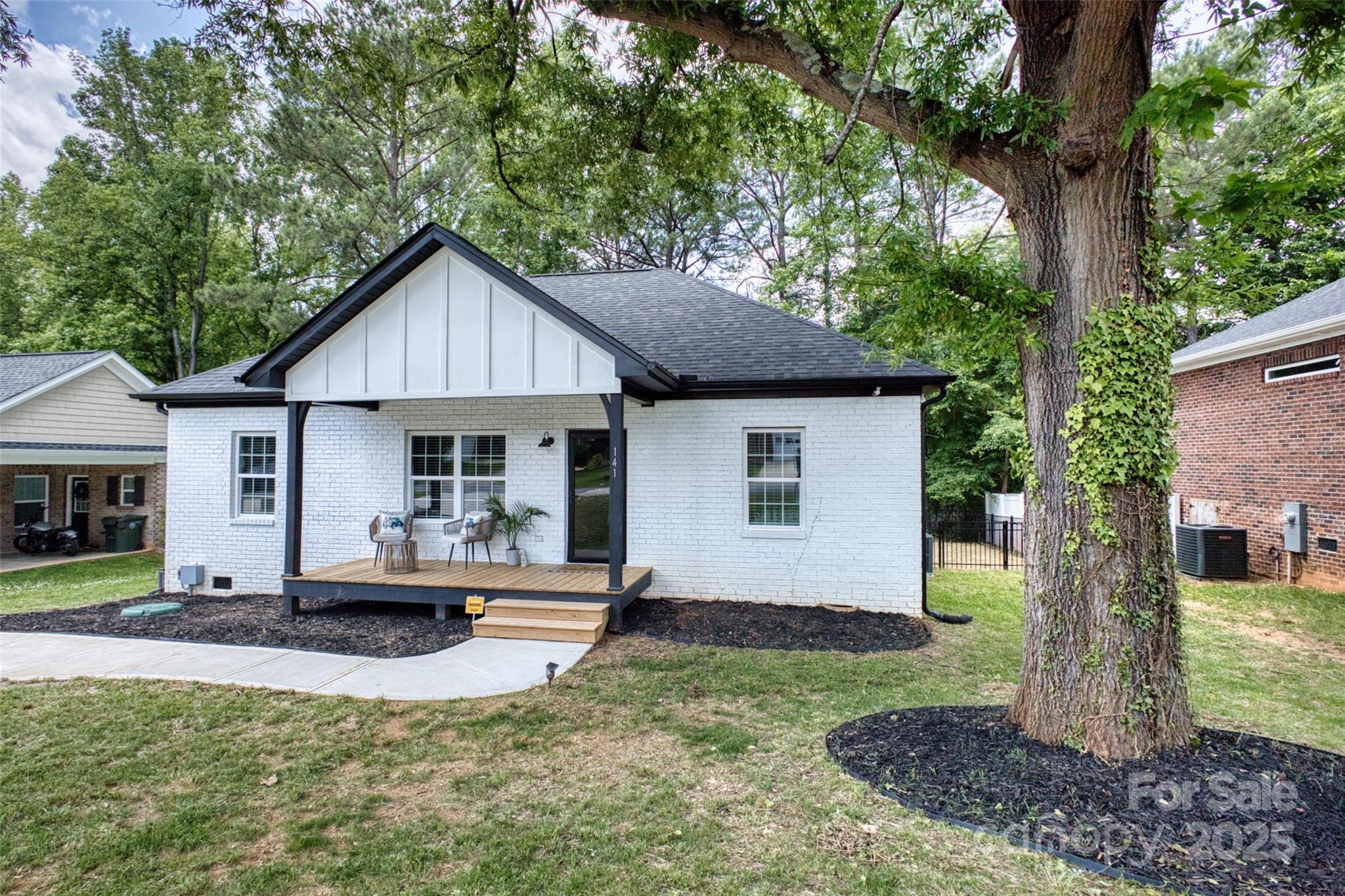 Ole Eastpointe - Residential