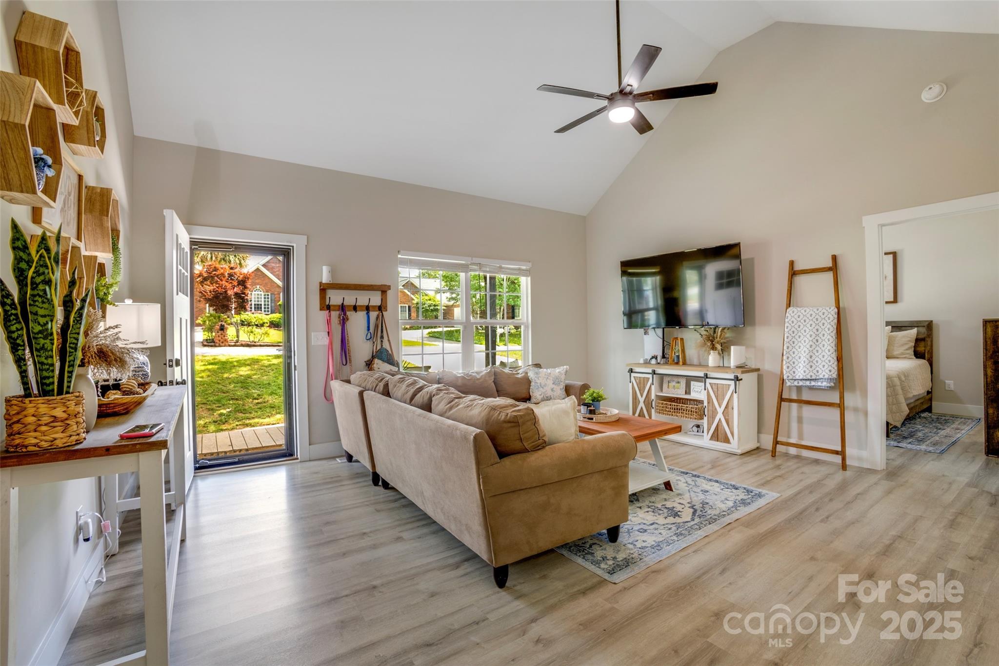 Ole Eastpointe - Residential