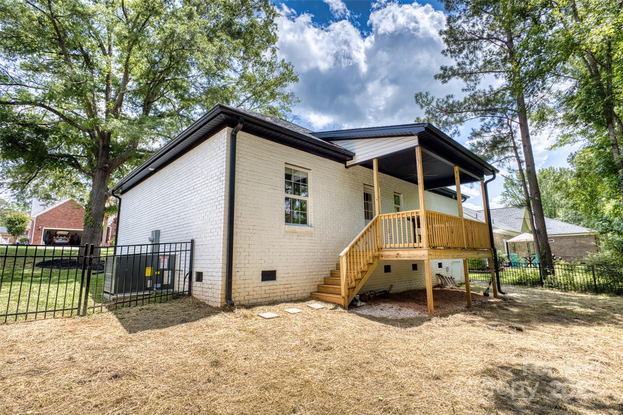 Ole Eastpointe - Residential