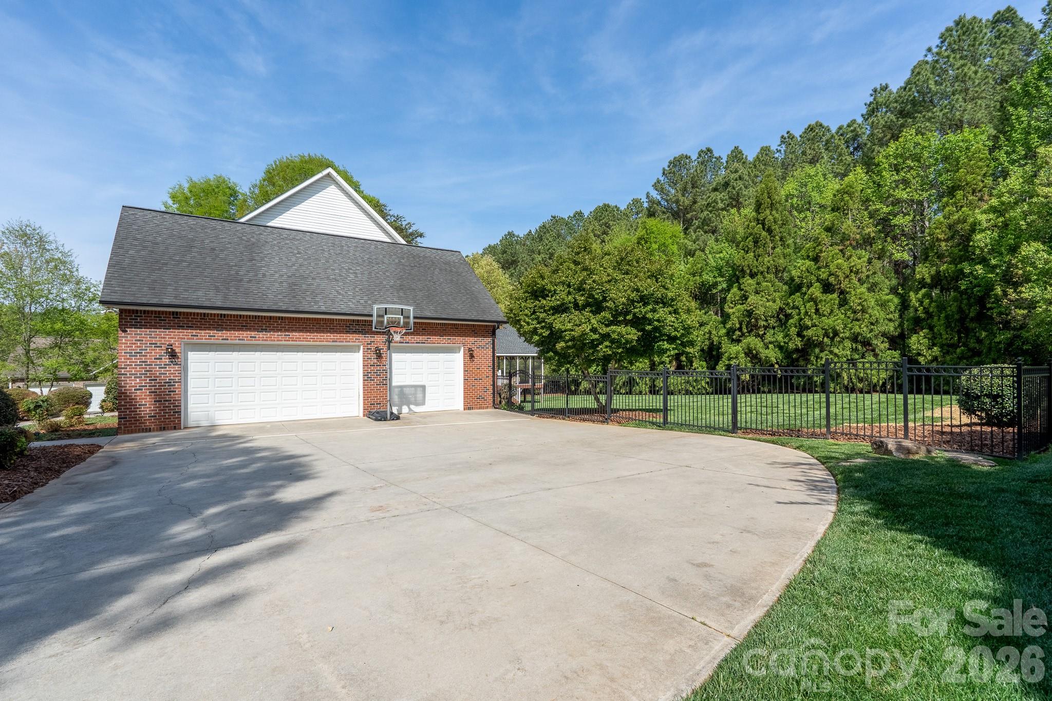 Spring Forest - Residential