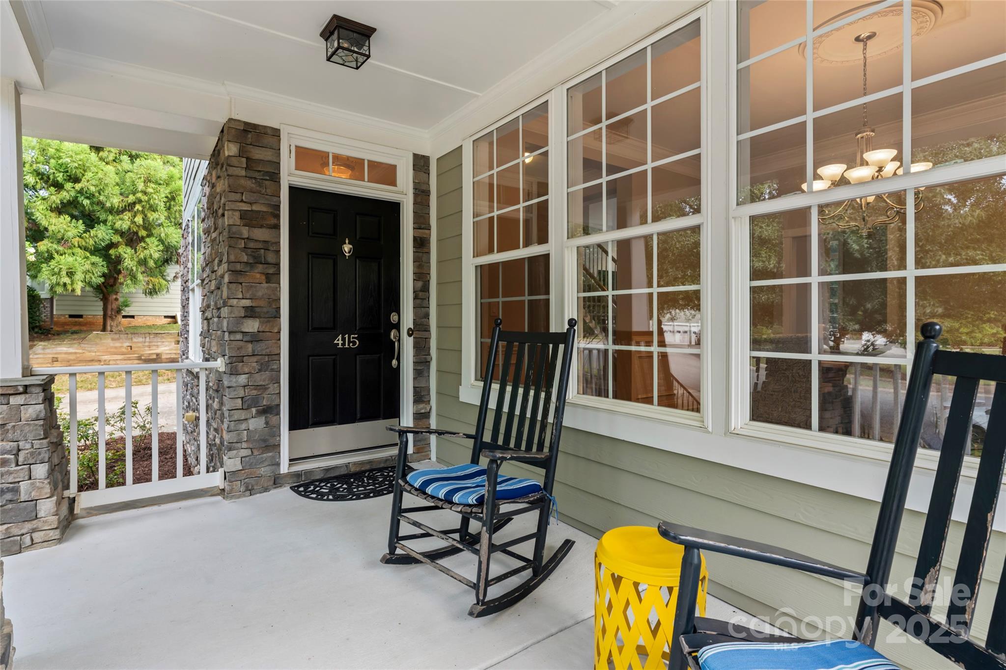 415 Pinnacle Lane