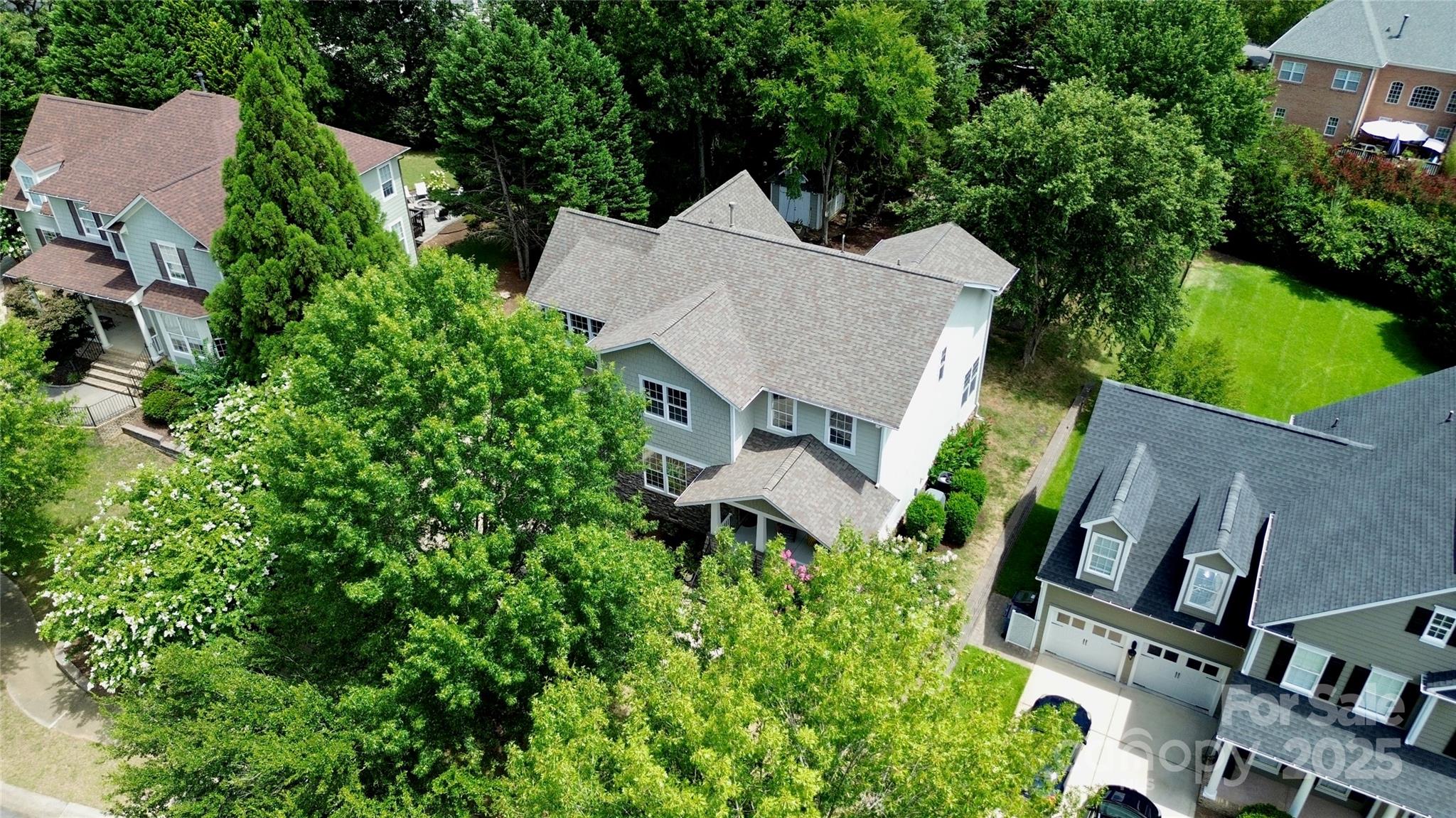 415 Pinnacle Lane