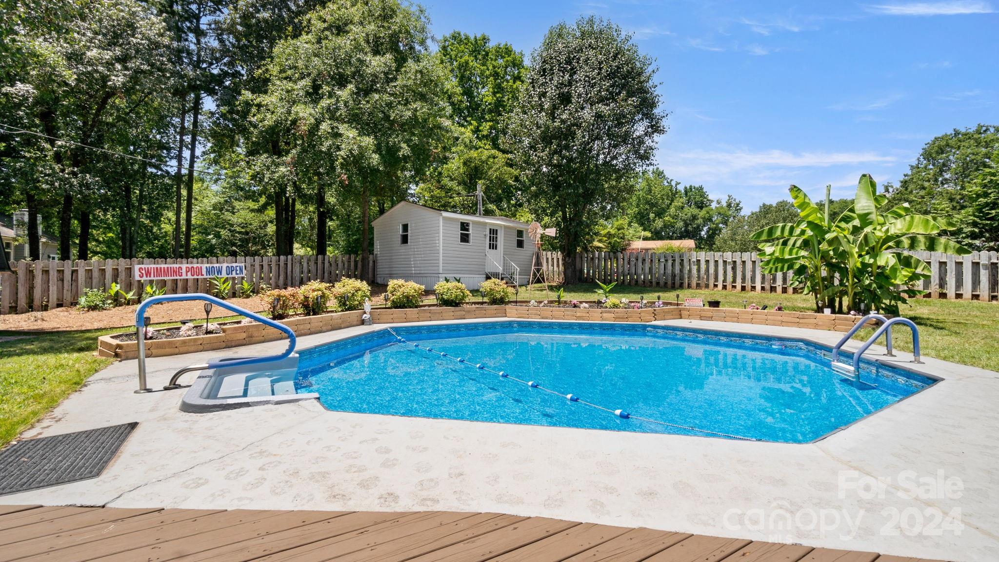 Foxwood - Residential