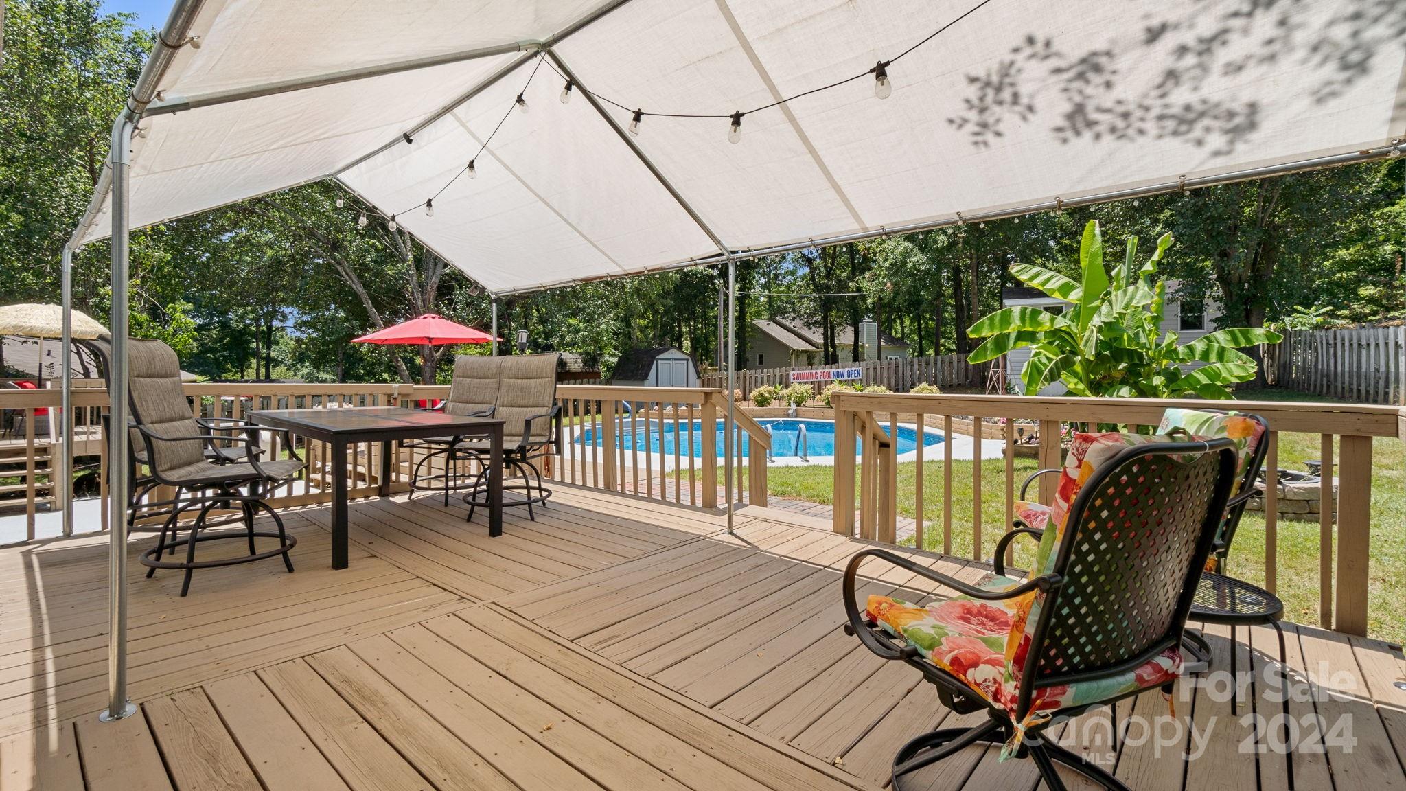 Foxwood - Residential