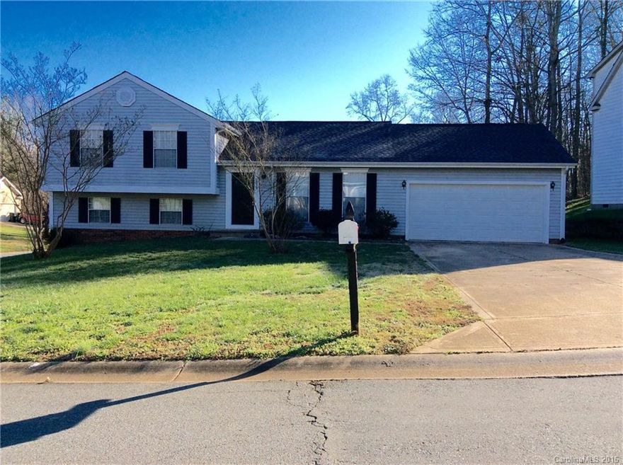 New flooring and paint! Updated kitchen and bathrooms! Ready for a new family to call it home!