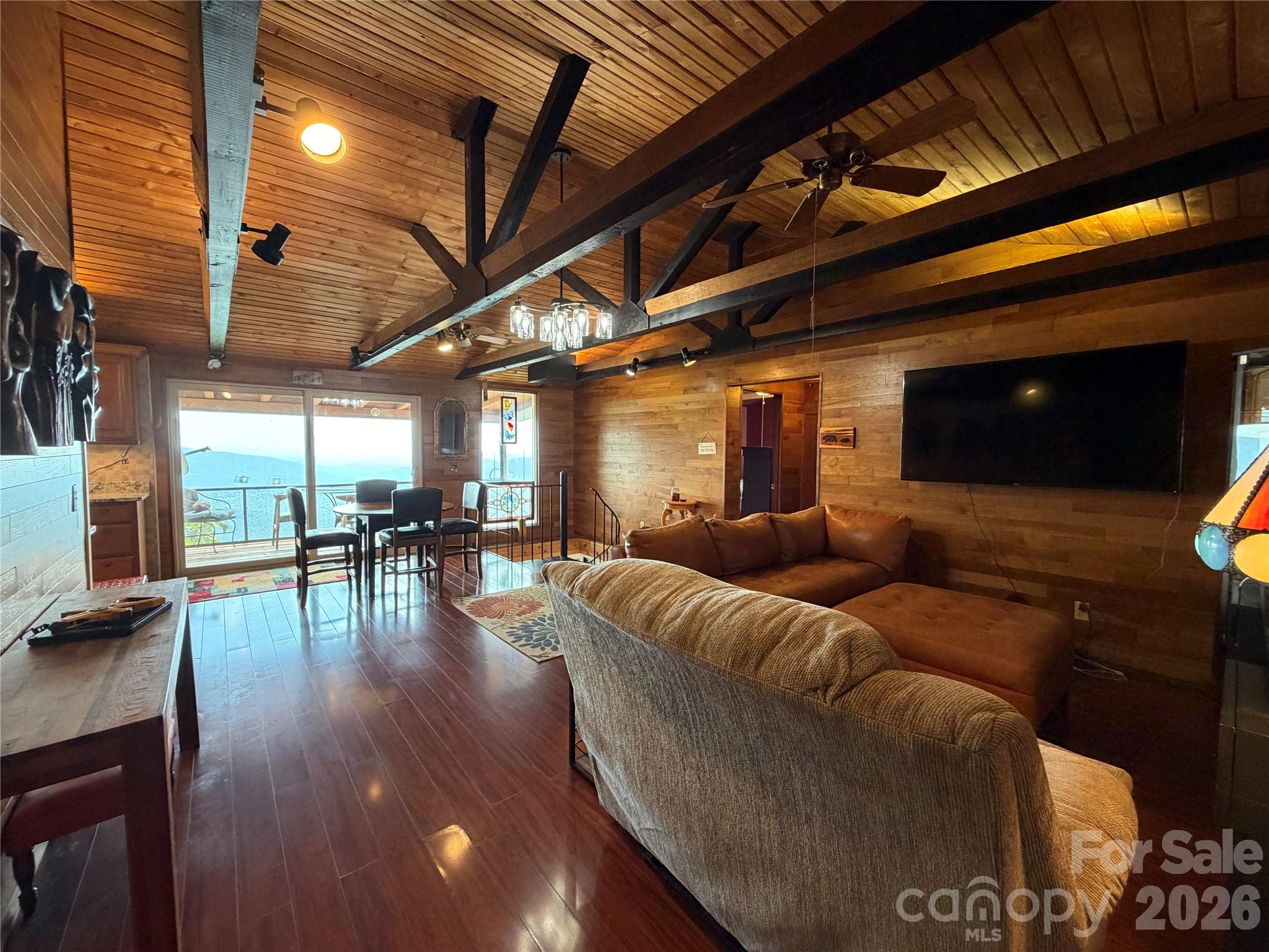 484 Alpine Drive 15