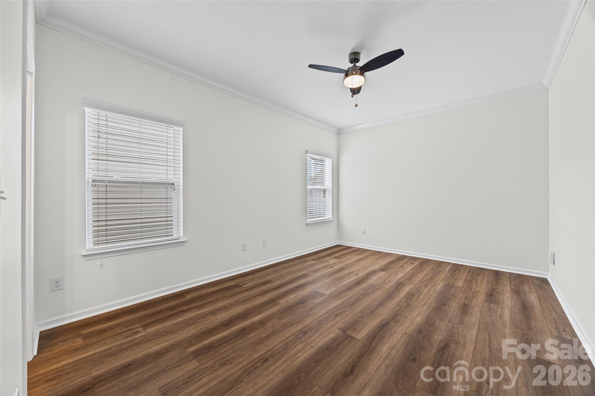 Newport Lakes - Residential