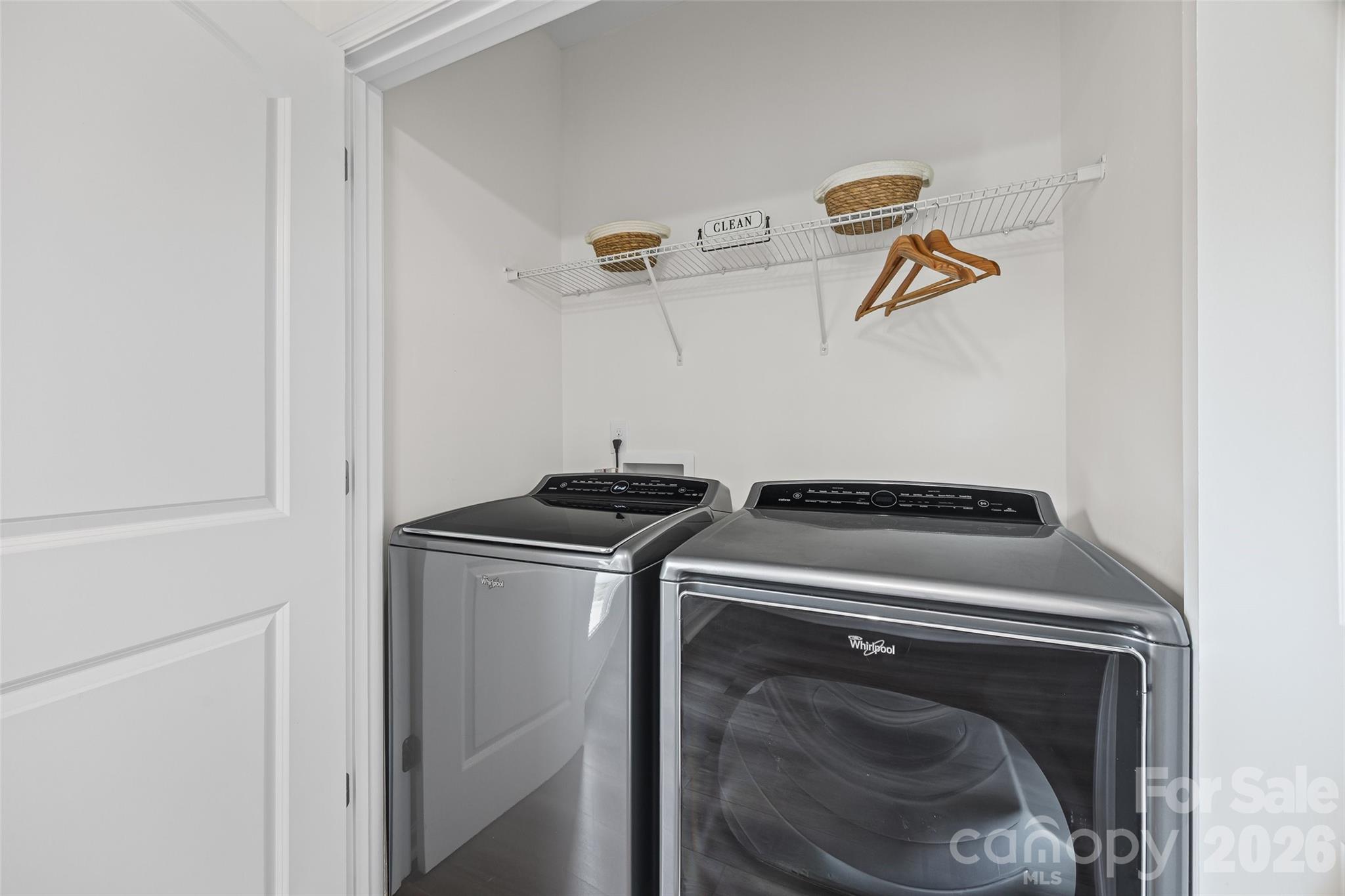 Newport Lakes - Residential