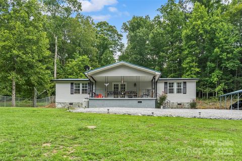1593 Yancey Road Marion NC 28752