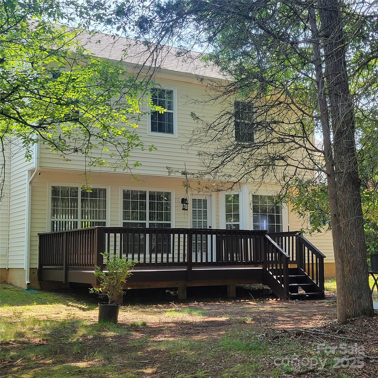 13039 Peacock Lane