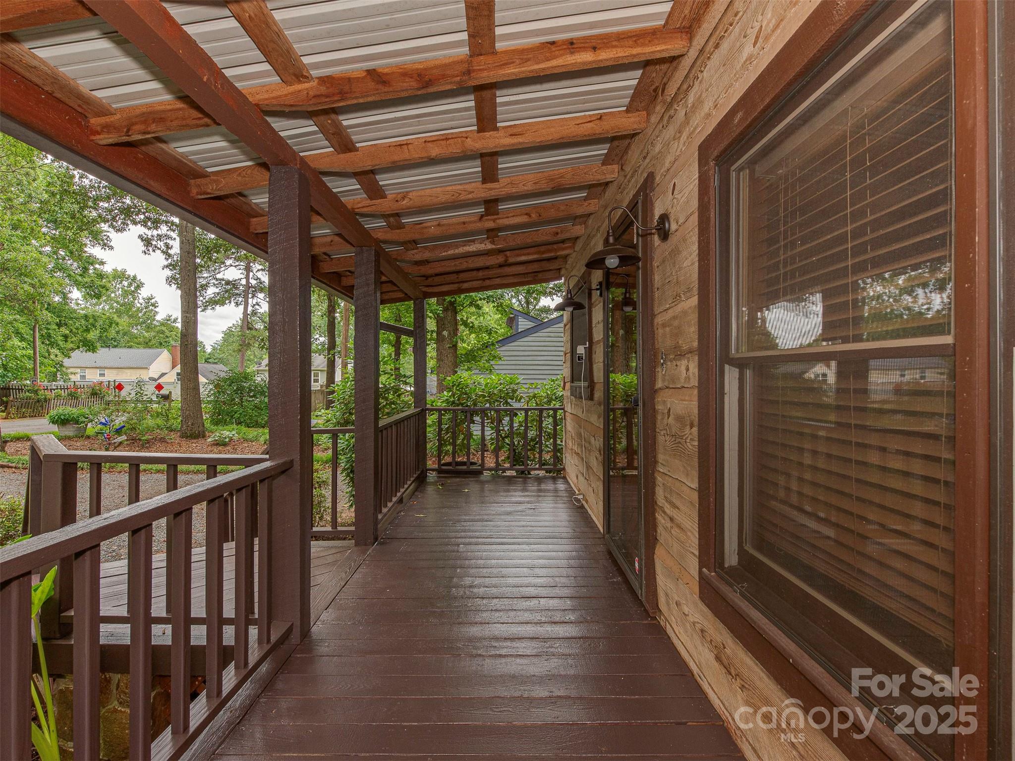 5109 Walnut Grove Lane