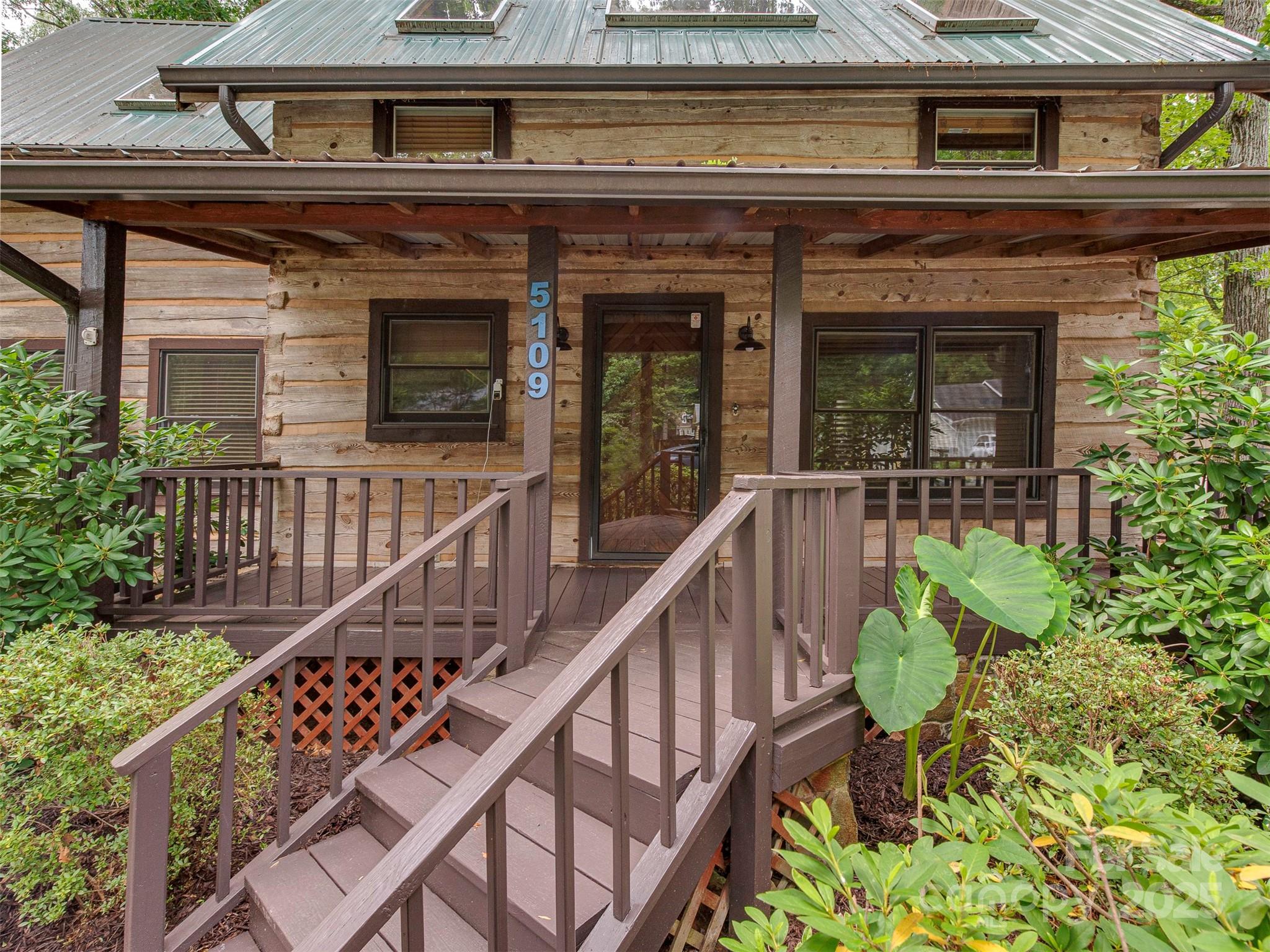 5109 Walnut Grove Lane