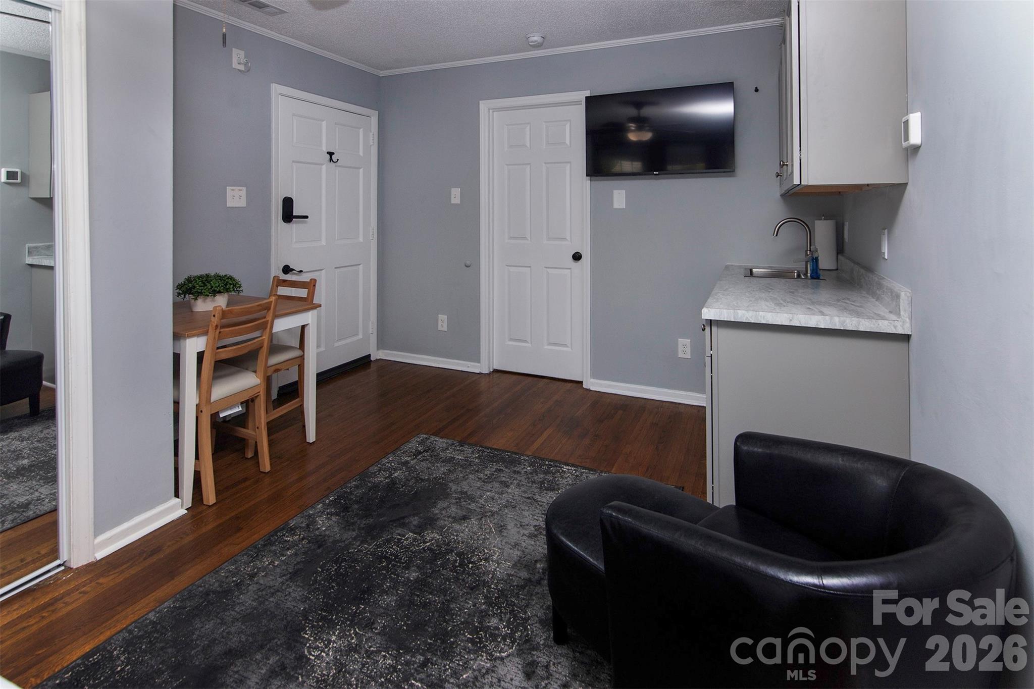 Plaza Heights - Residential
