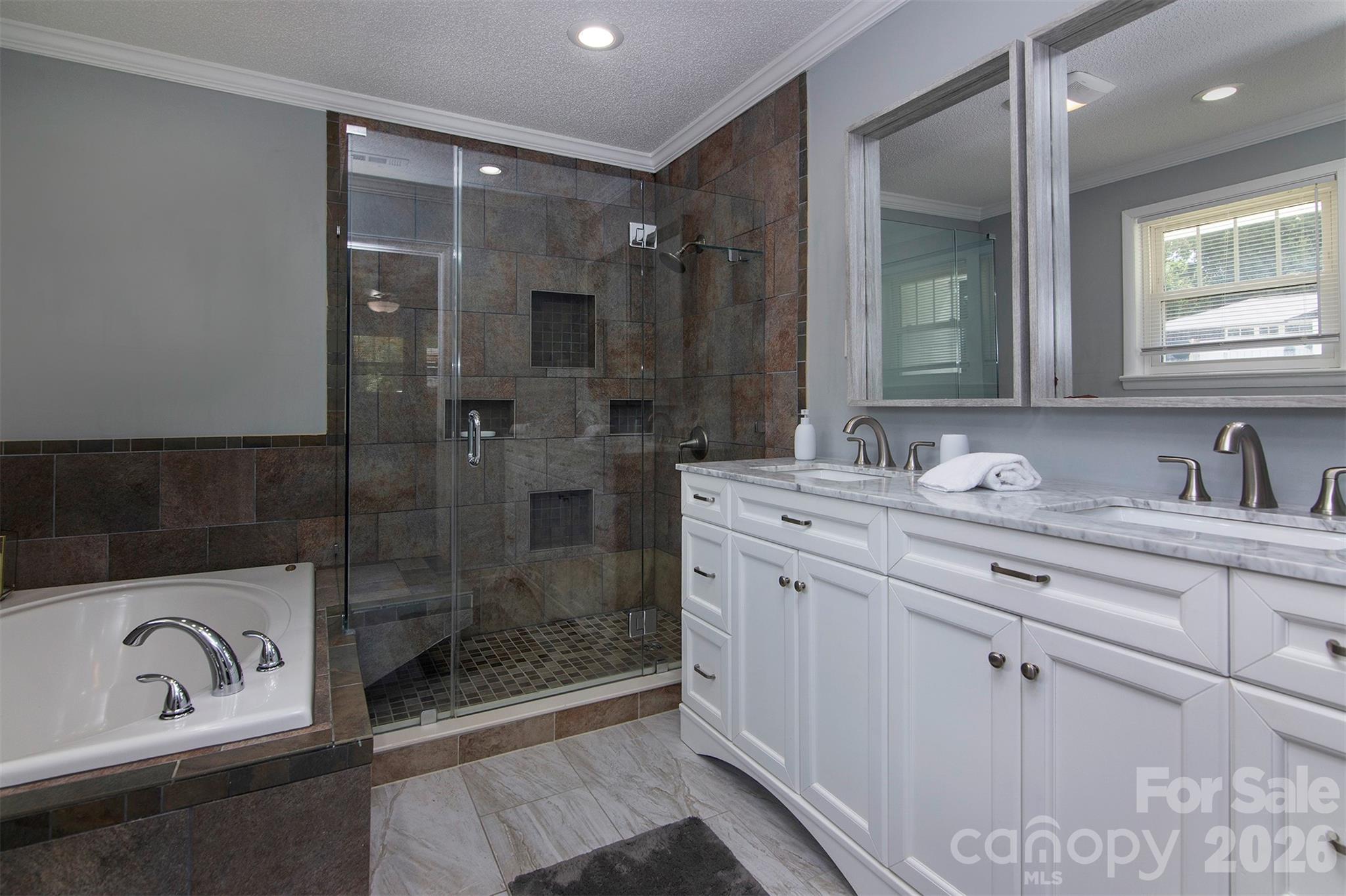 Plaza Heights - Residential