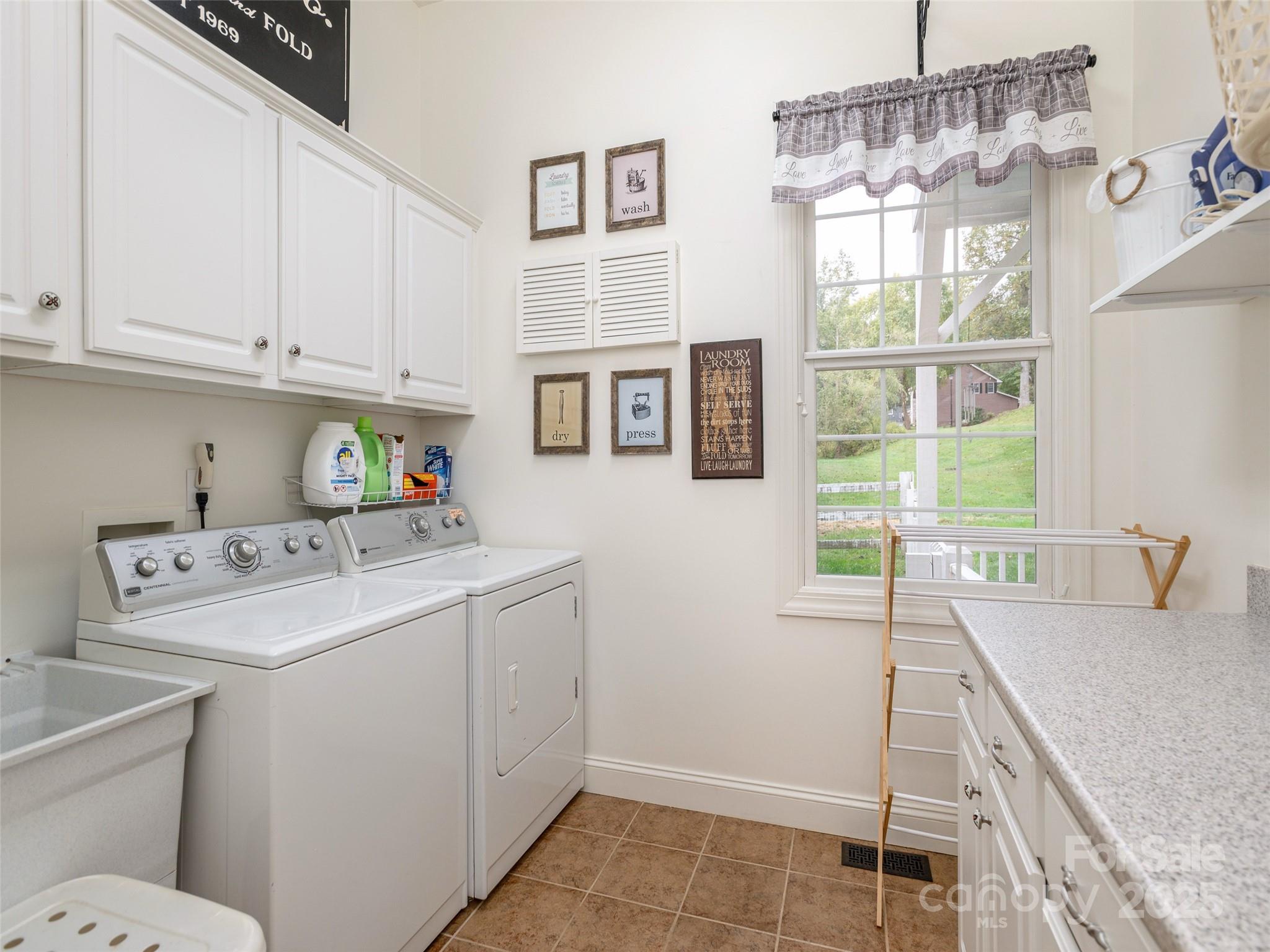 Sweetwater Oaks - Residential