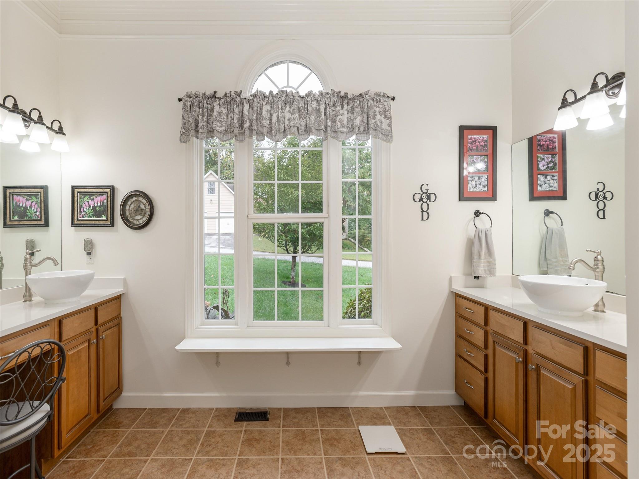 Sweetwater Oaks - Residential