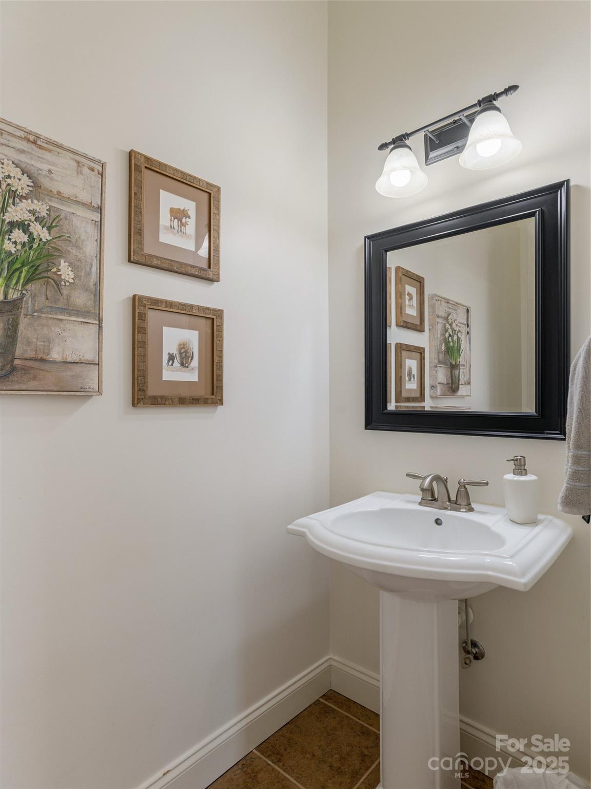 Sweetwater Oaks - Residential