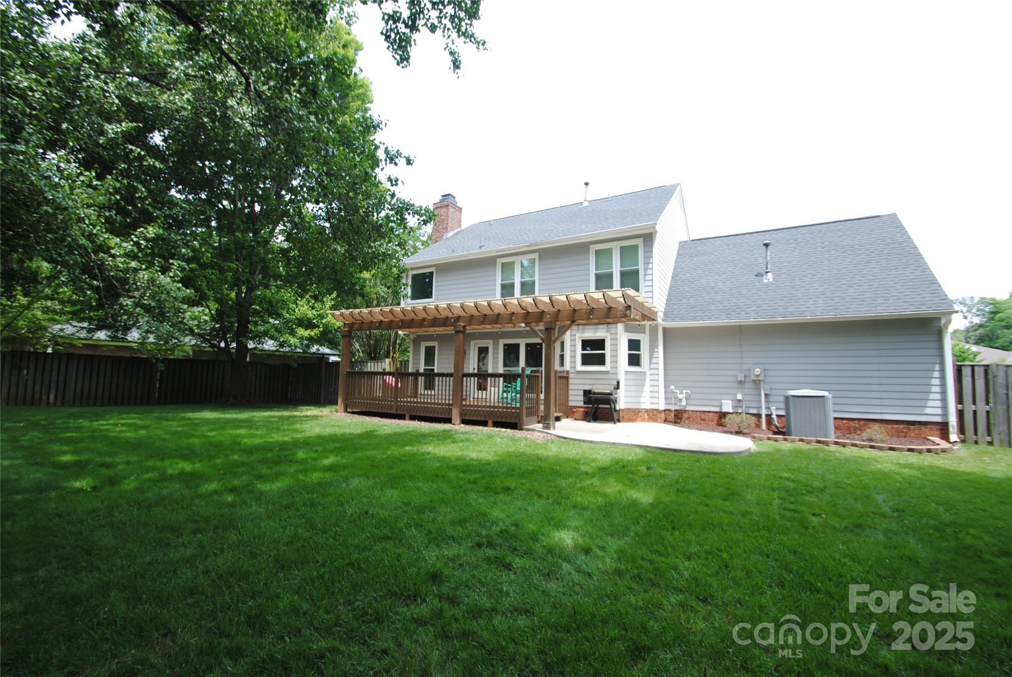 3905 Brittany Court