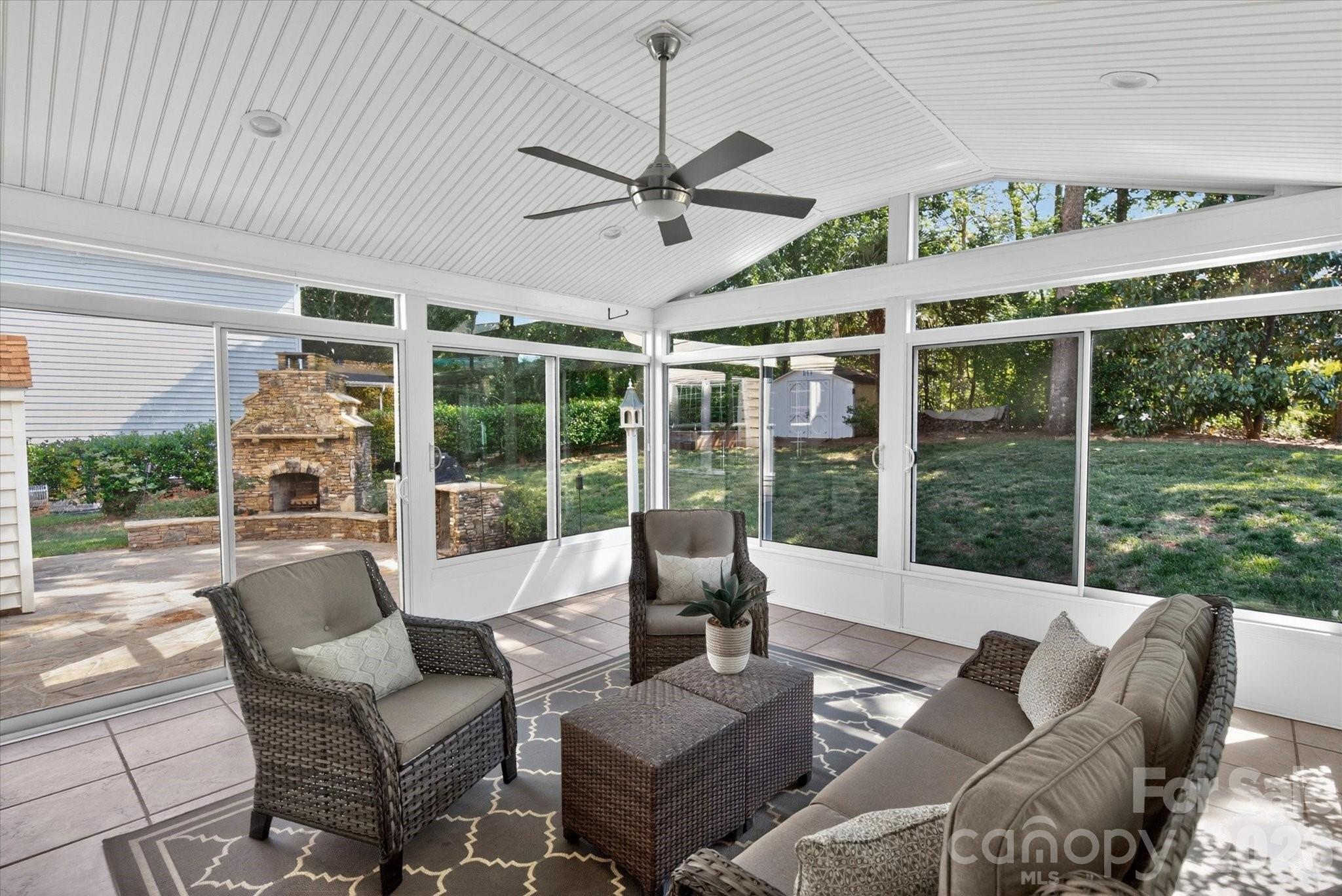 Hunter Oaks - Residential