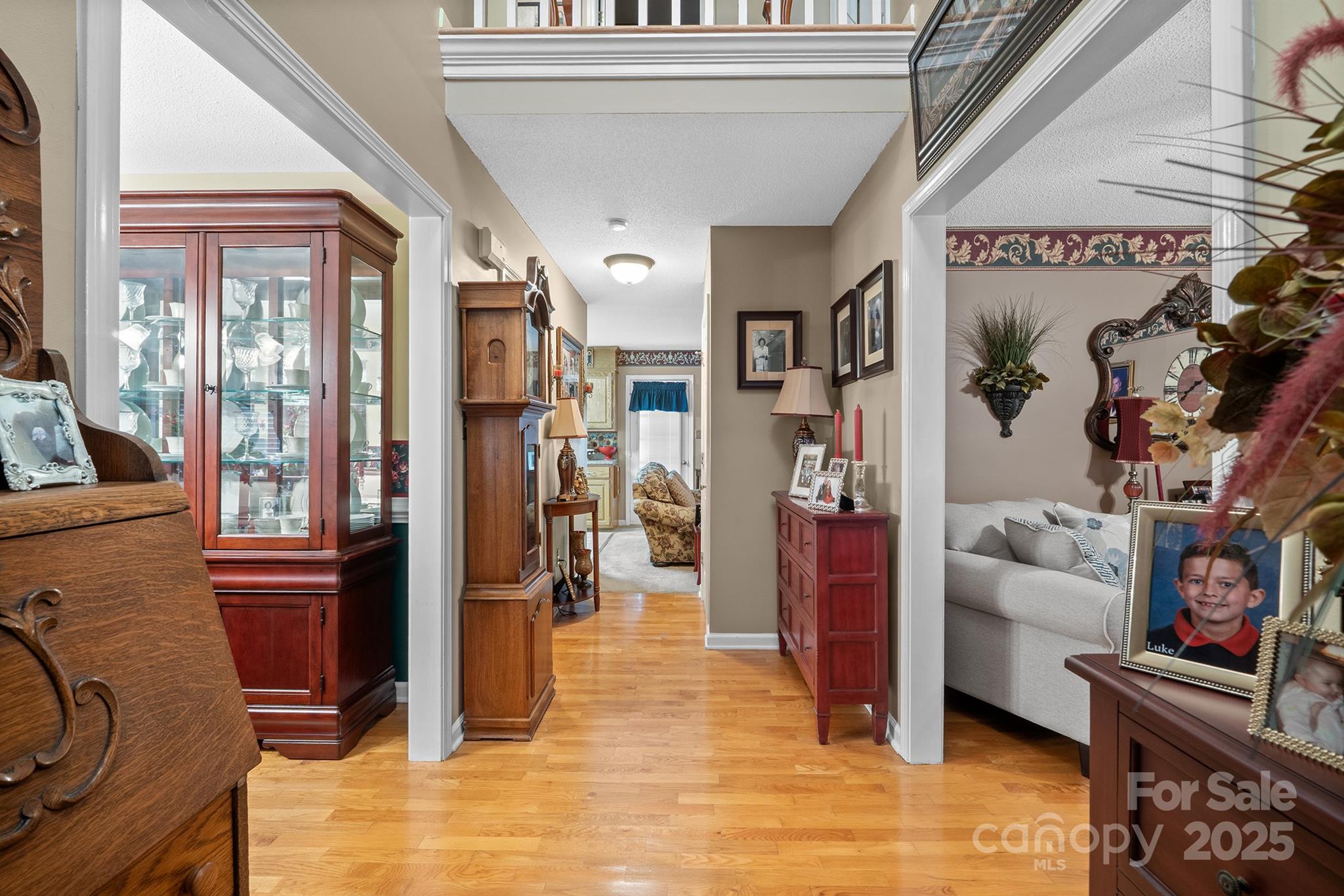 1948 Twin Ponds Drive