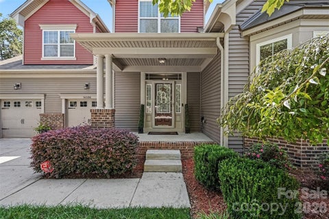 Photo of 14506 Brotherly Lane, Charlotte, NC 28278 (MLS # 4424229)
