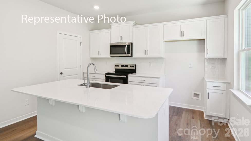 The Hamptons at Hickory - Residential