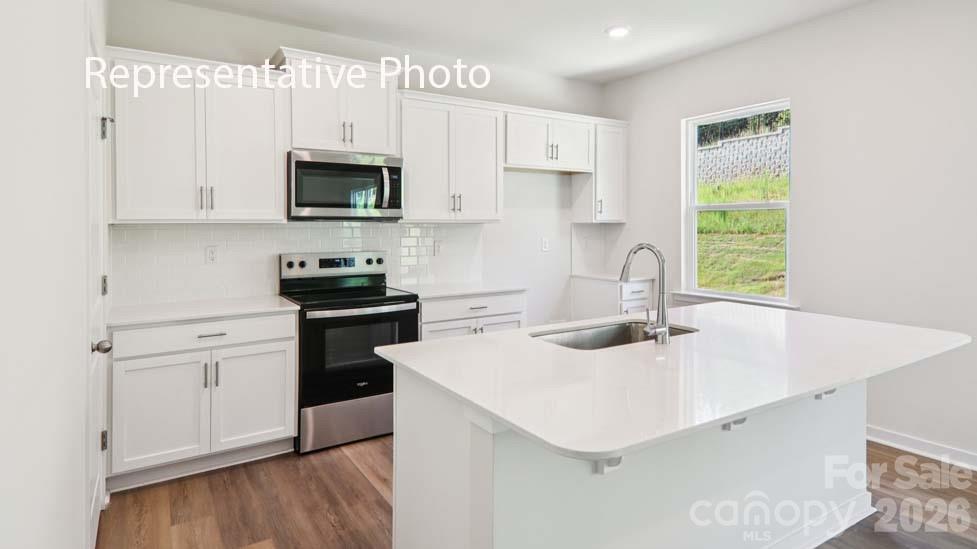 The Hamptons at Hickory - Residential