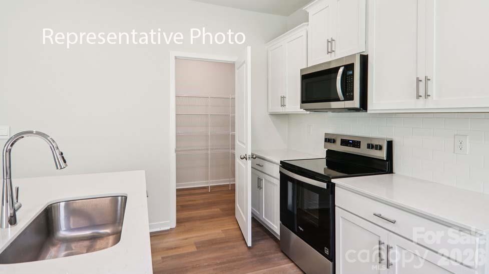 The Hamptons at Hickory - Residential