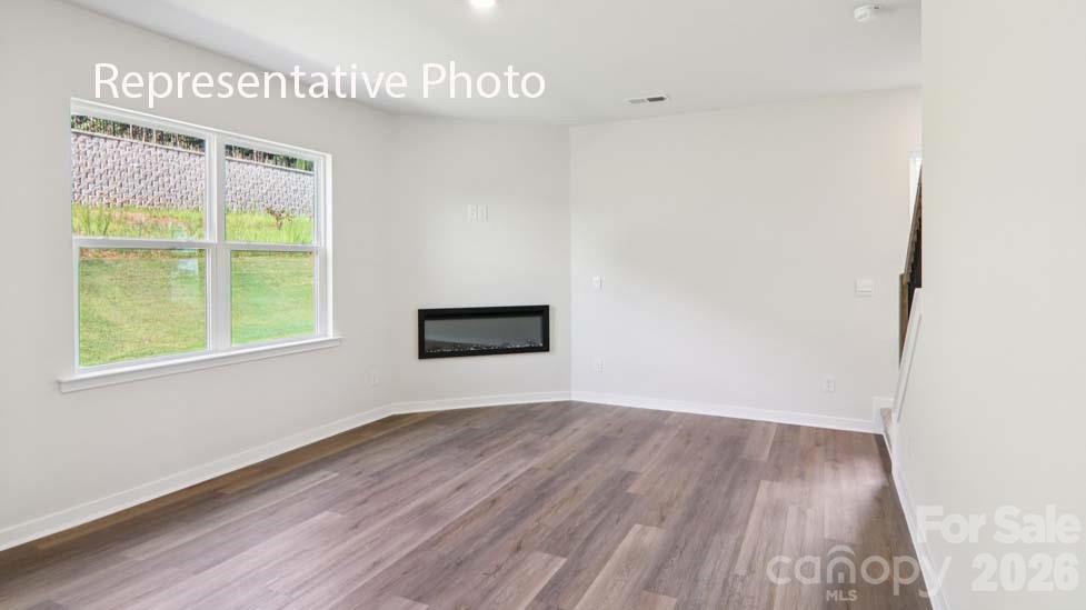 600 17th Avenue Drive NE