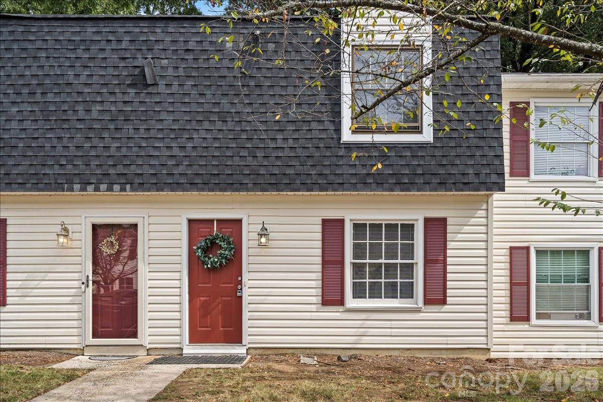 2220 Yorkhills Drive 2