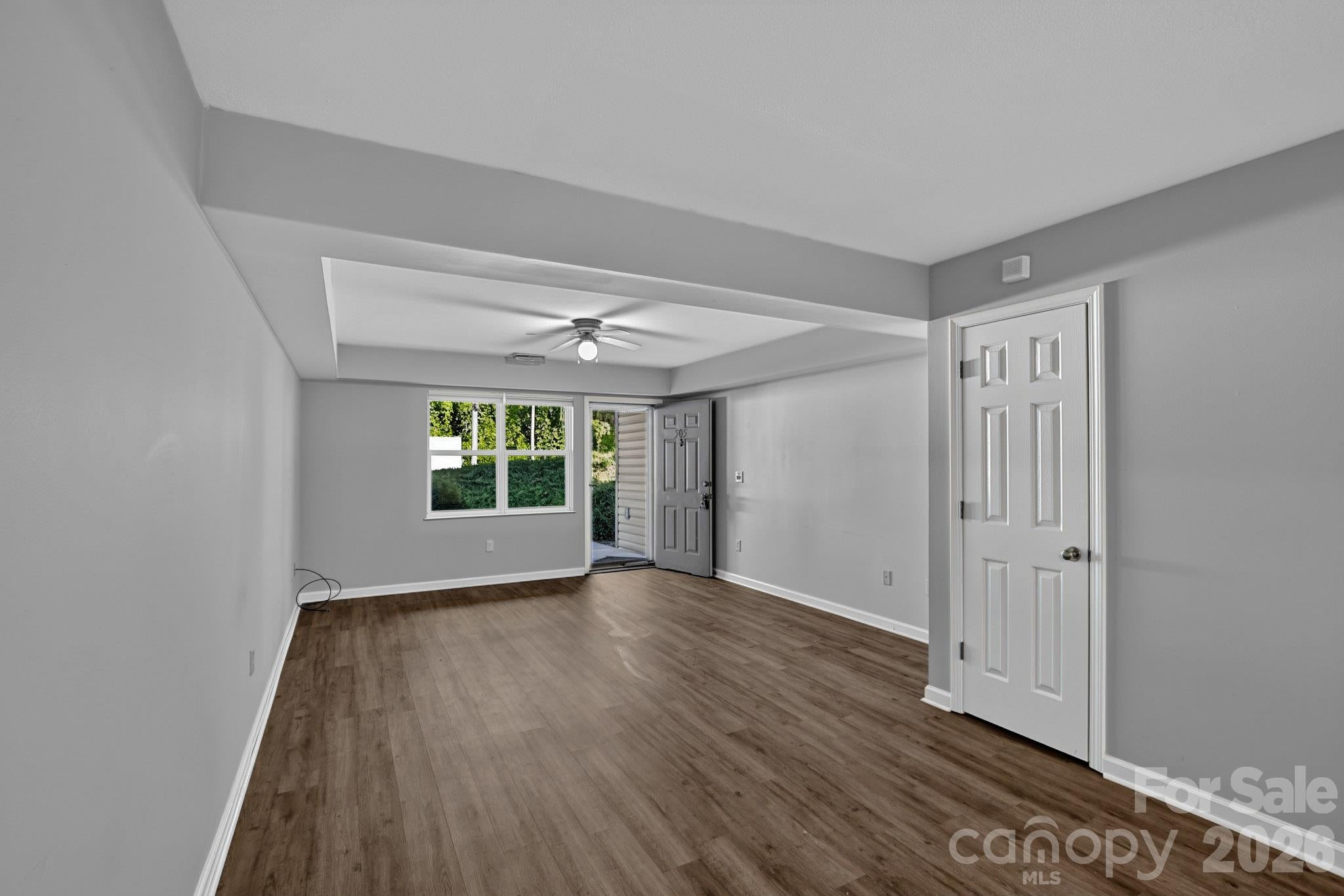 505 Carlyle Way