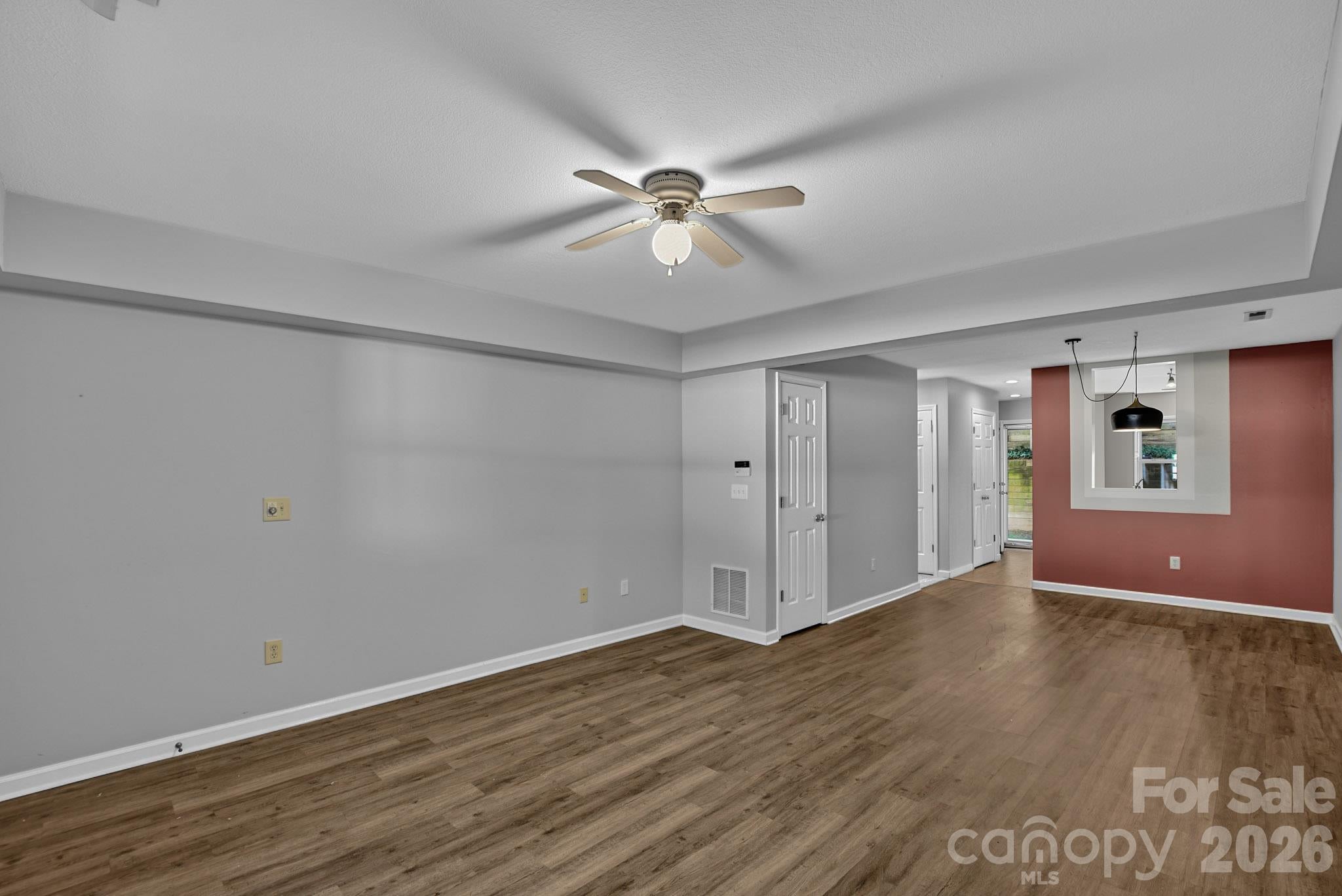 505 Carlyle Way