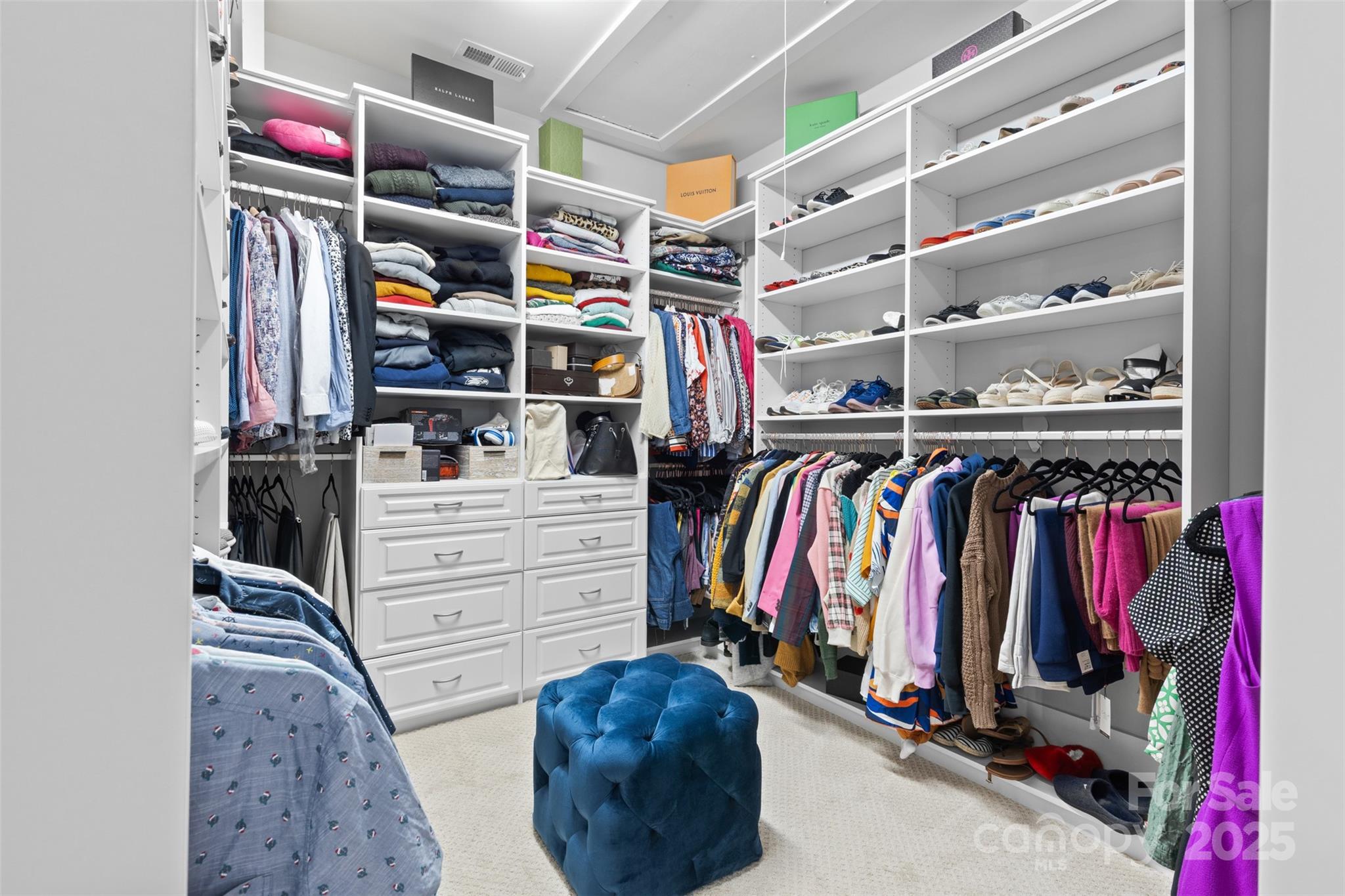 Quellin - Residential