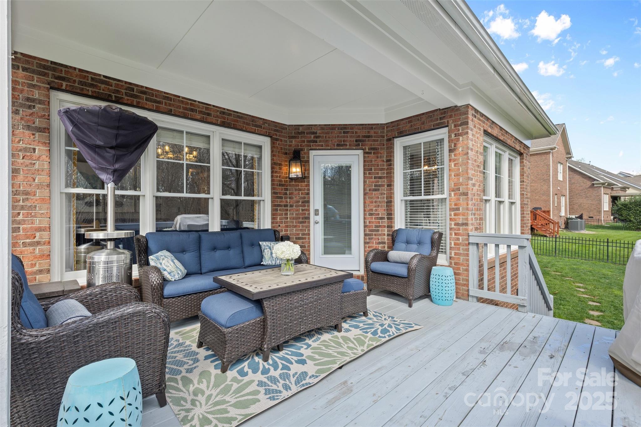 Quellin - Residential