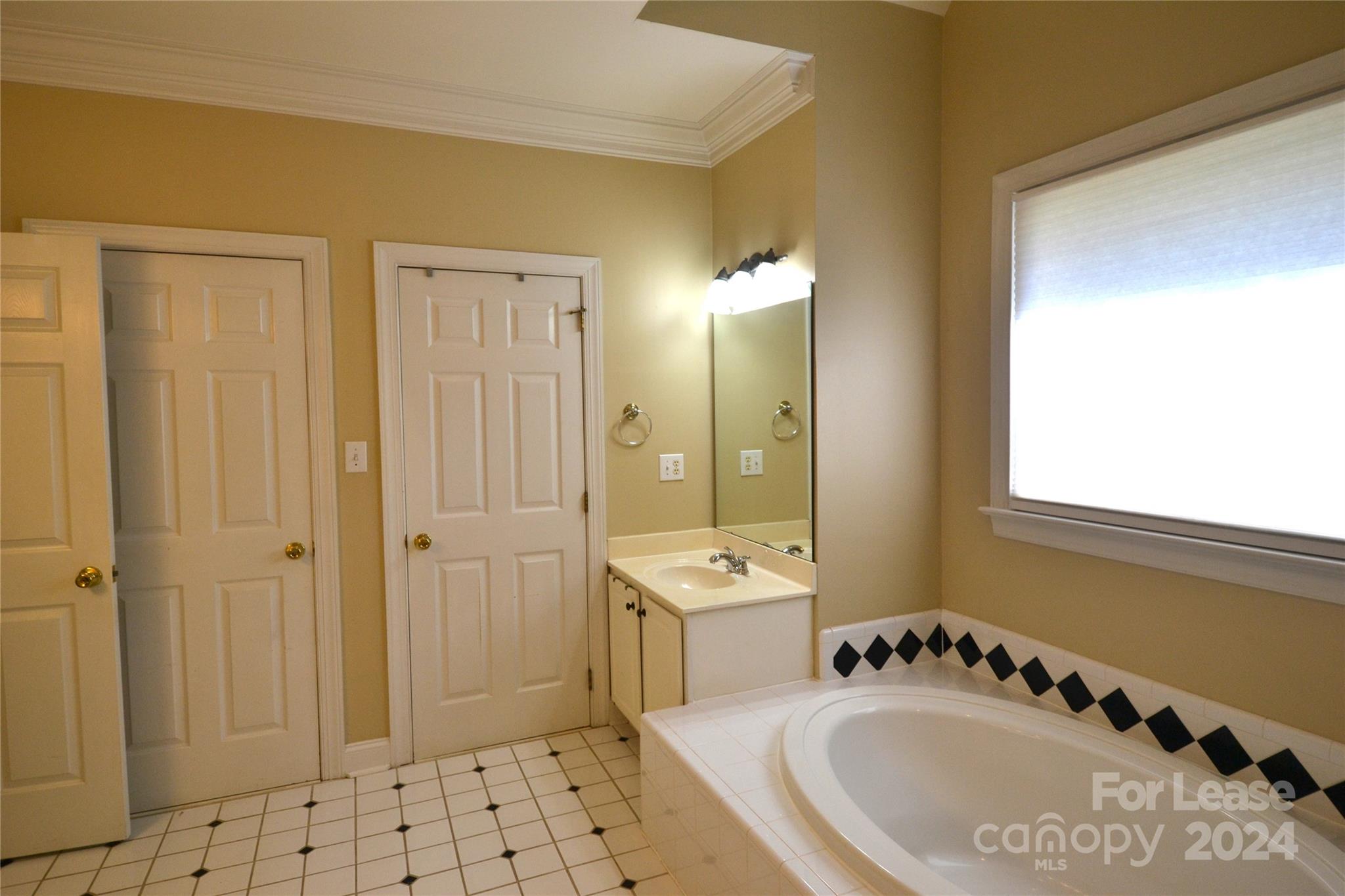 Northlake - Residential Lease